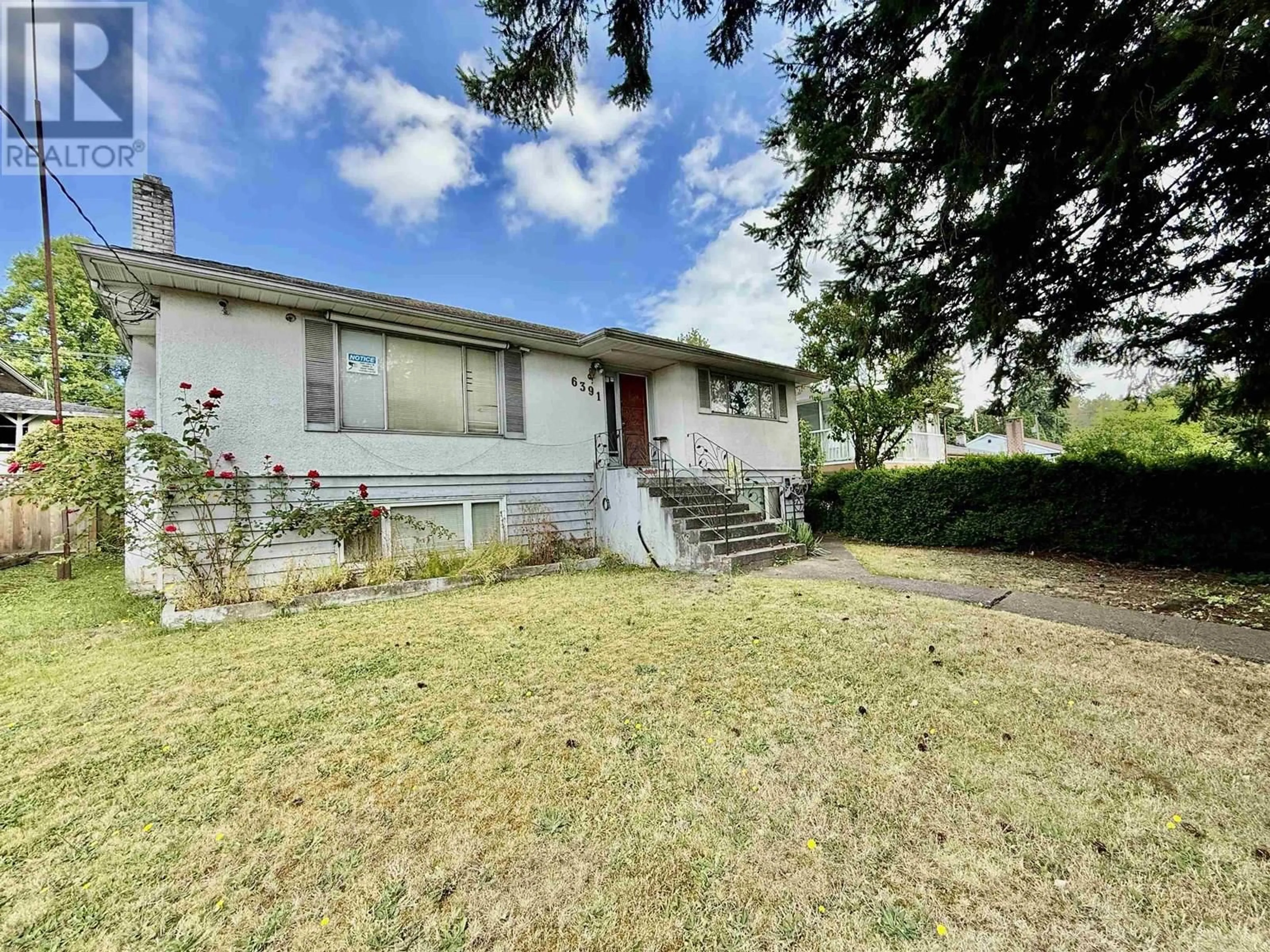 A pic from outside/outdoor area/front of a property/back of a property/a pic from drone, street for 6391 LOUGHEED HIGHWAY, Burnaby British Columbia V5B3A1