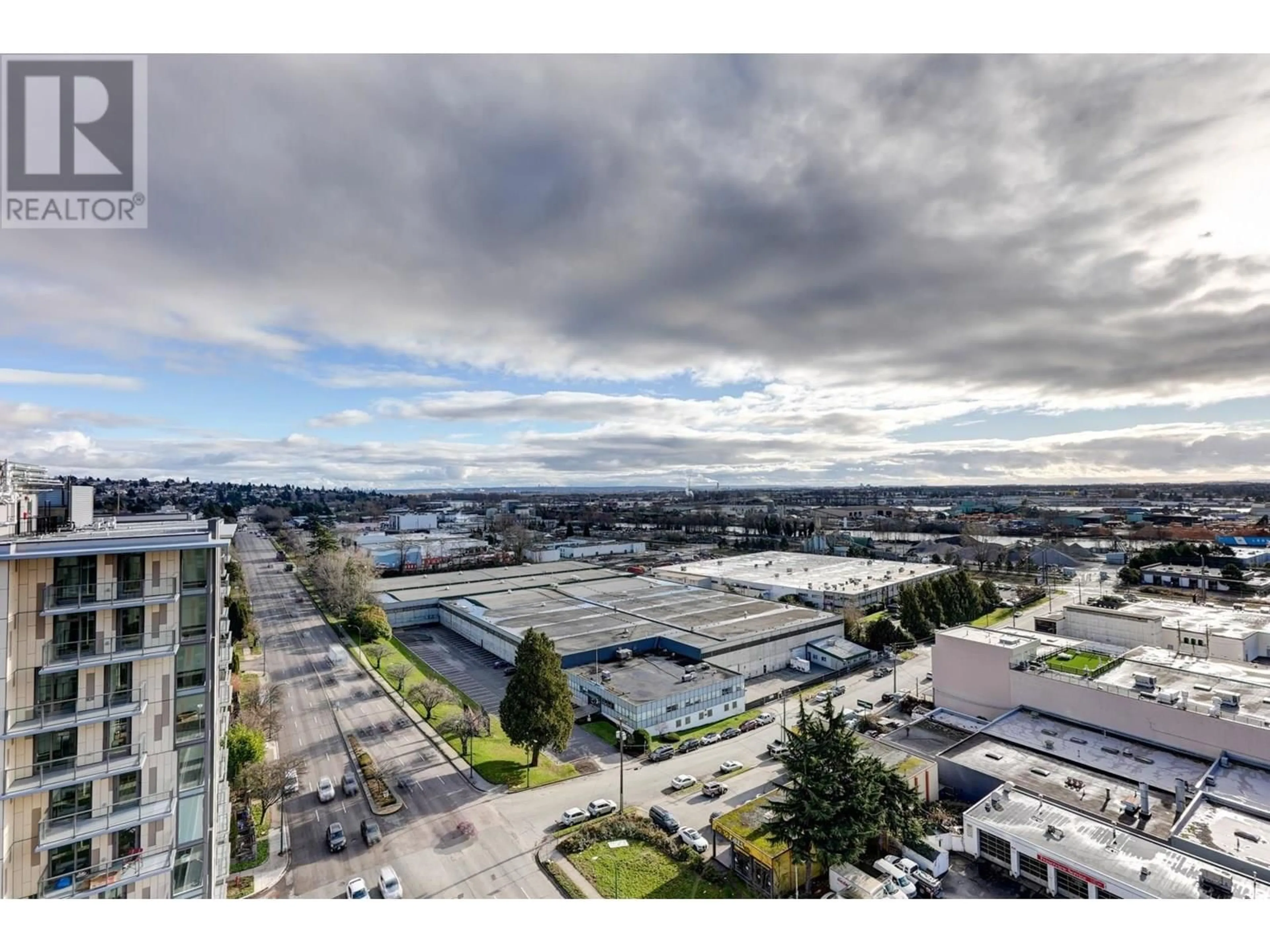 A pic from outside/outdoor area/front of a property/back of a property/a pic from drone, mountain view for 1502 - 8188 FRASER STREET, Vancouver British Columbia V5X0J8