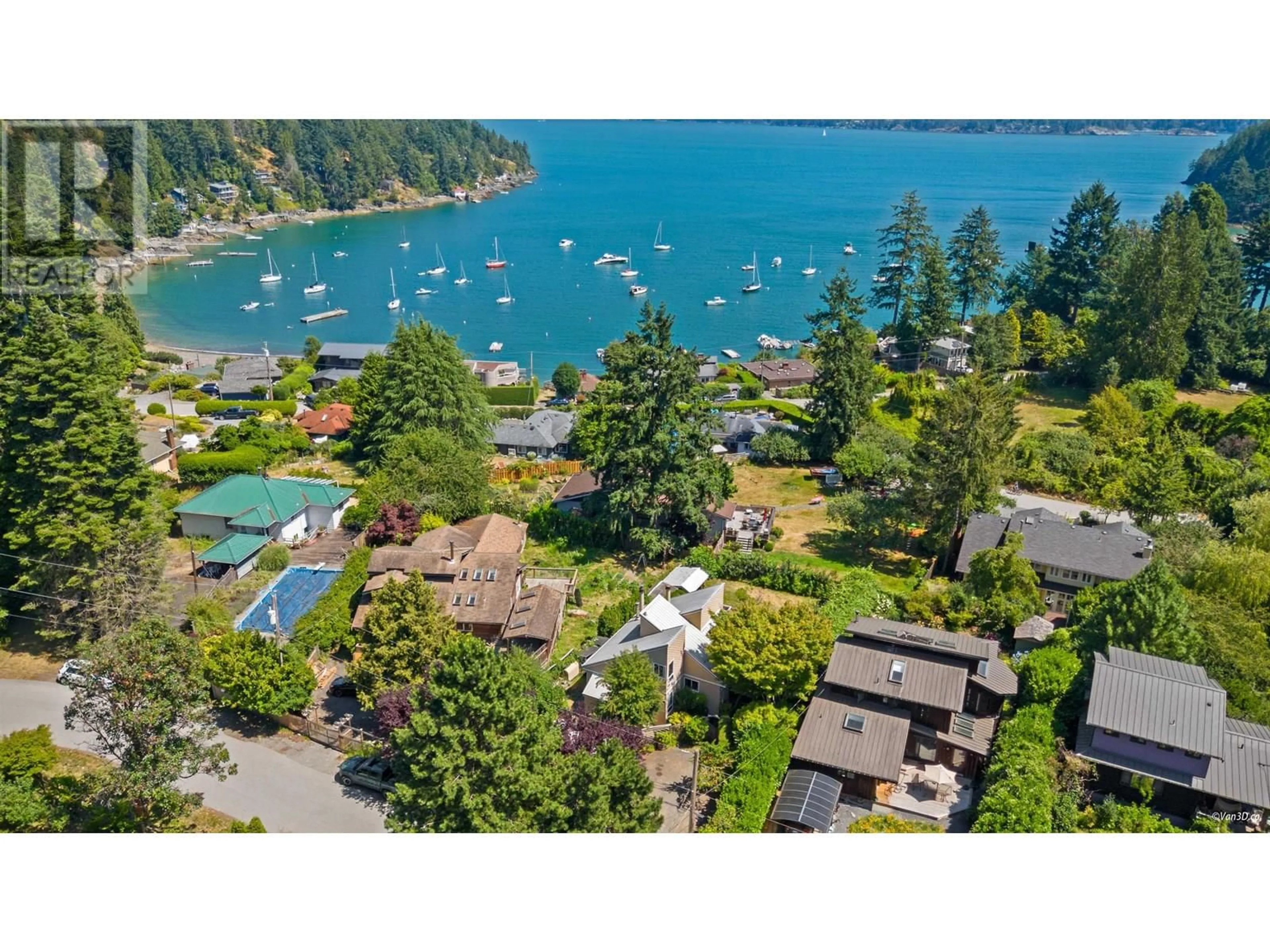 A pic from outside/outdoor area/front of a property/back of a property/a pic from drone, water/lake/river/ocean view for 1115 LENORA ROAD, Bowen Island British Columbia V0N1G1