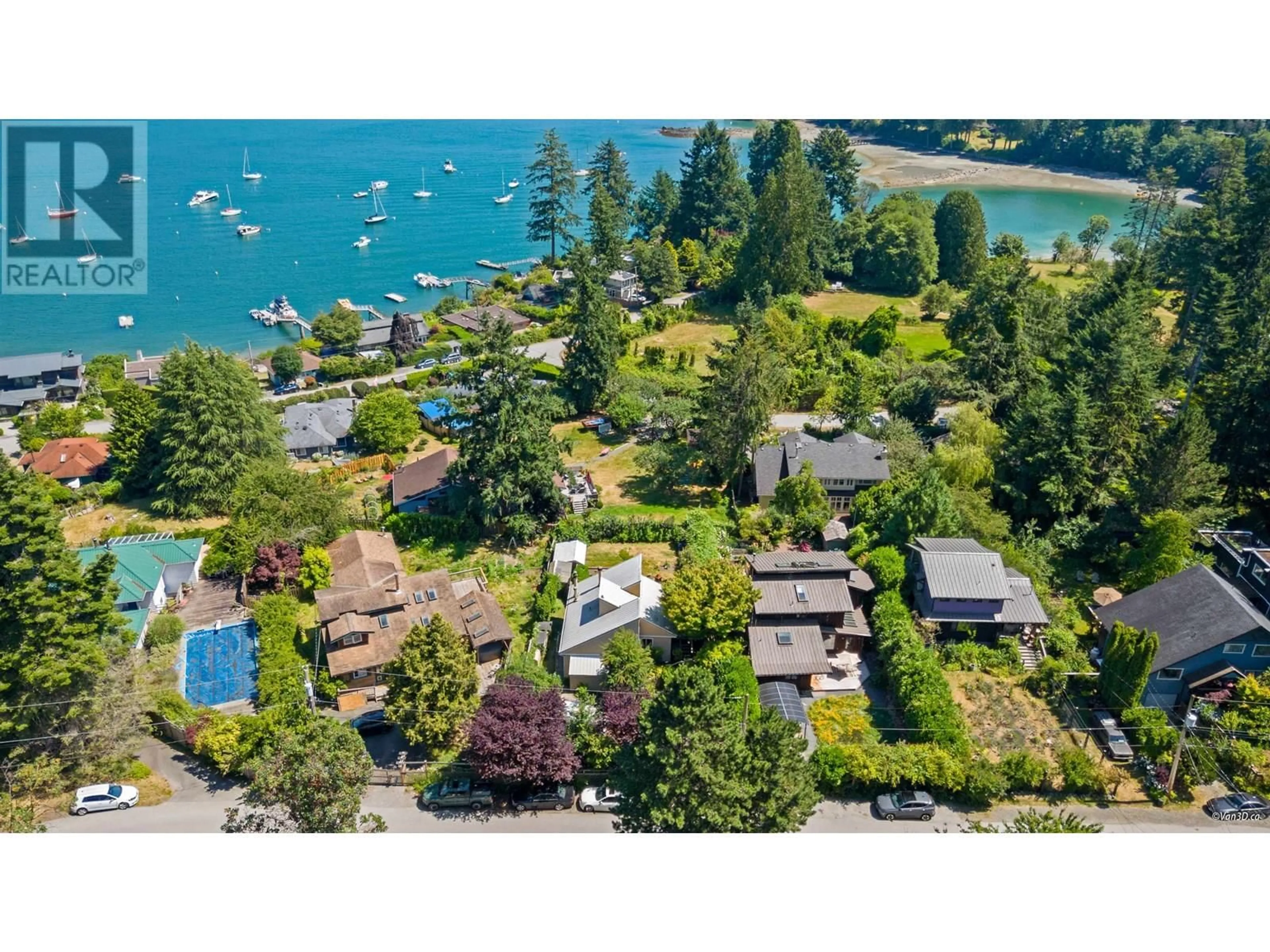 A pic from outside/outdoor area/front of a property/back of a property/a pic from drone, water/lake/river/ocean view for 1115 LENORA ROAD, Bowen Island British Columbia V0N1G1