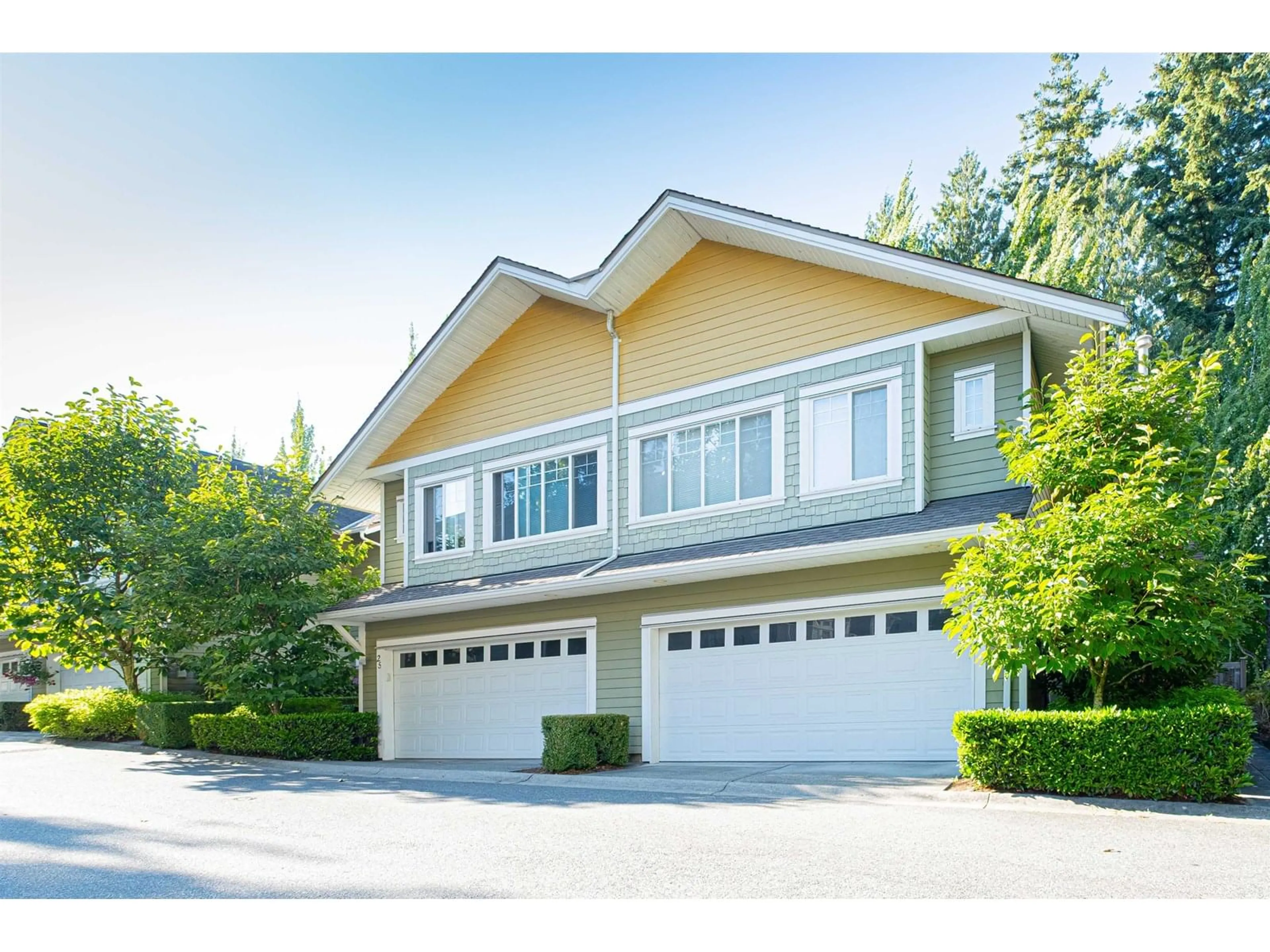 Home with vinyl exterior material, street for 25 - 6110 138, Surrey British Columbia V3X3V6