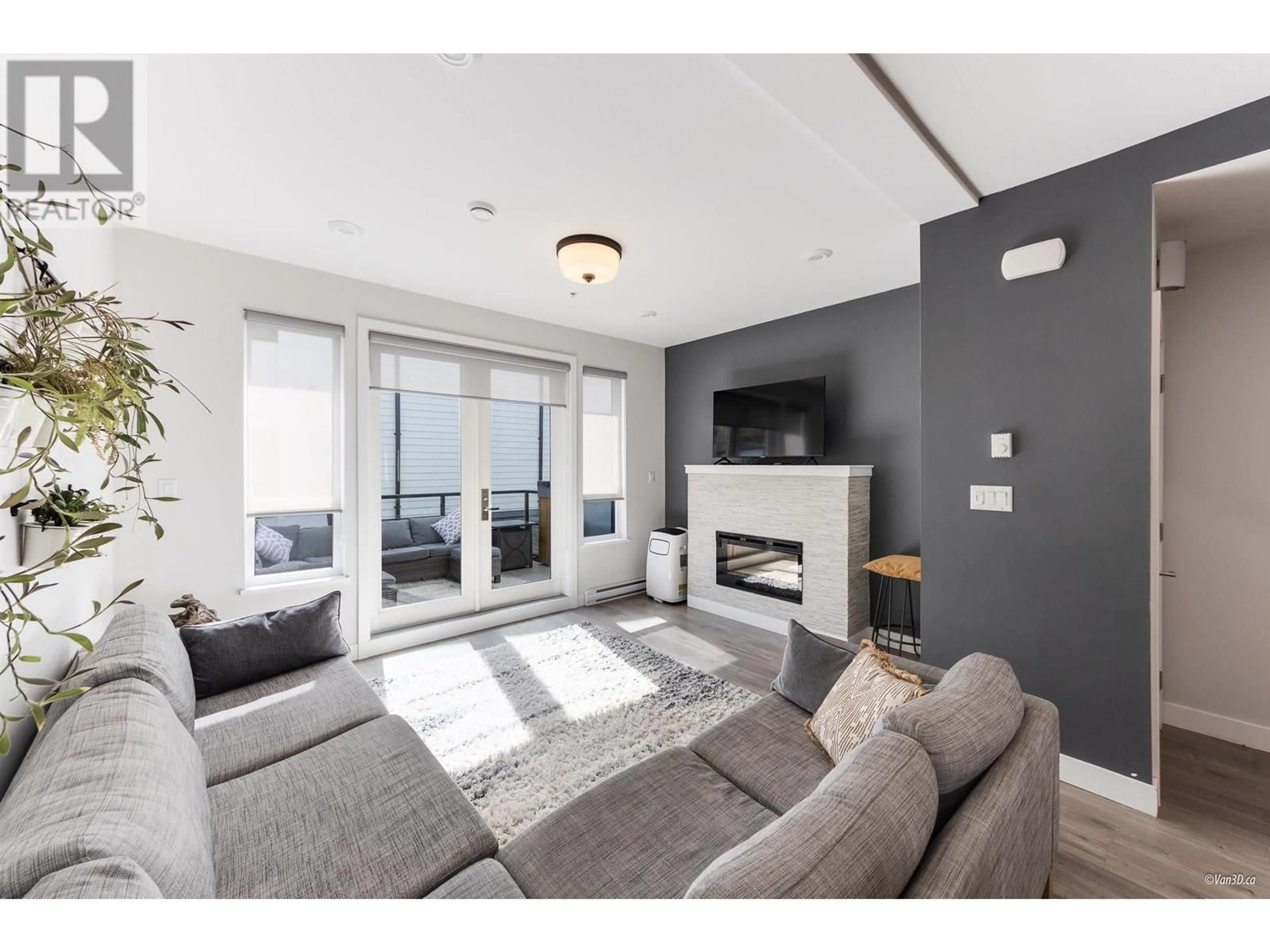 Living room with furniture, unknown for 69 - 1188 MAIN STREET, Squamish British Columbia V8B0Z3