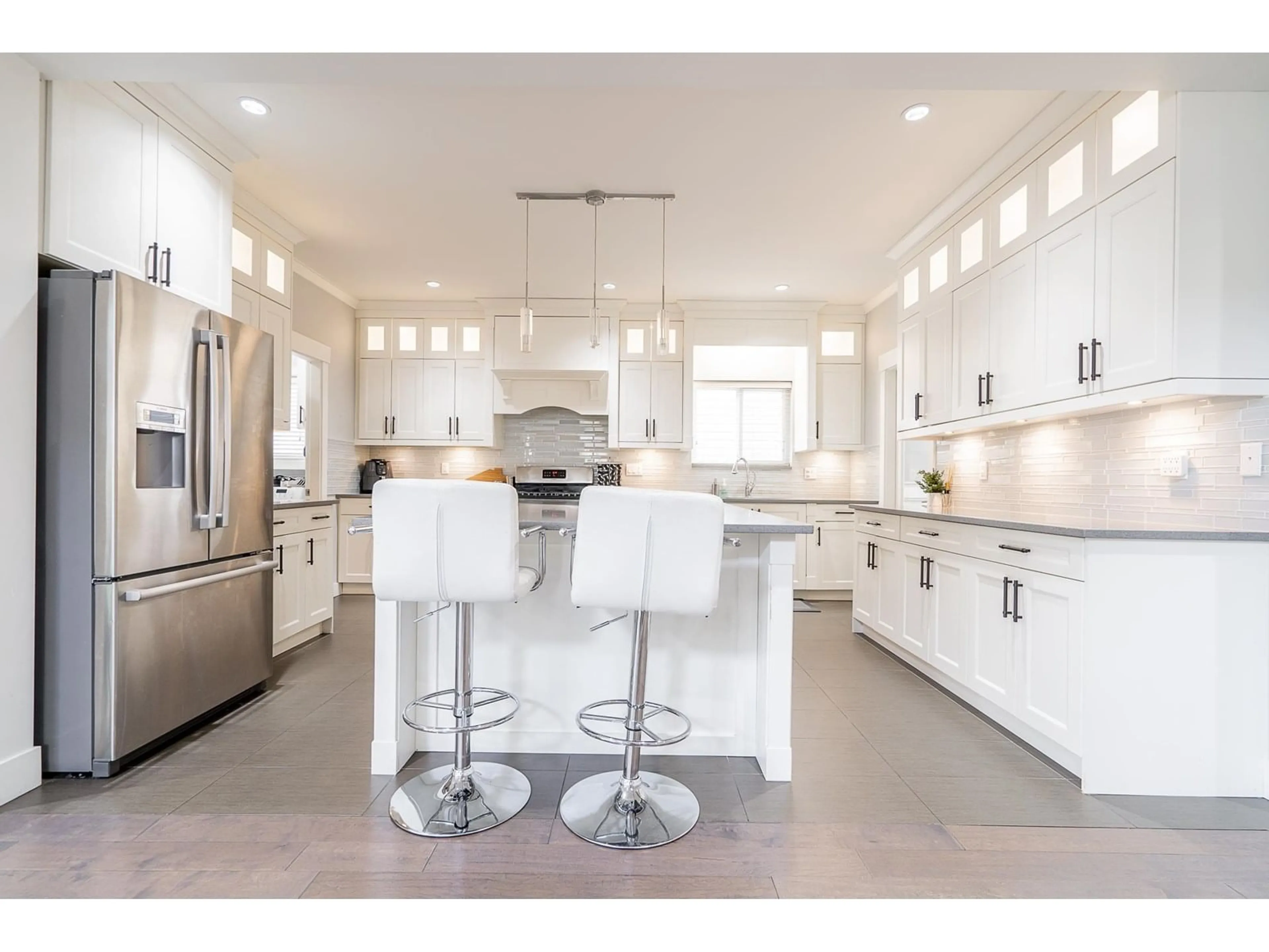 Contemporary kitchen, ceramic/tile floor for 6801 206, Langley British Columbia V2Y1R2