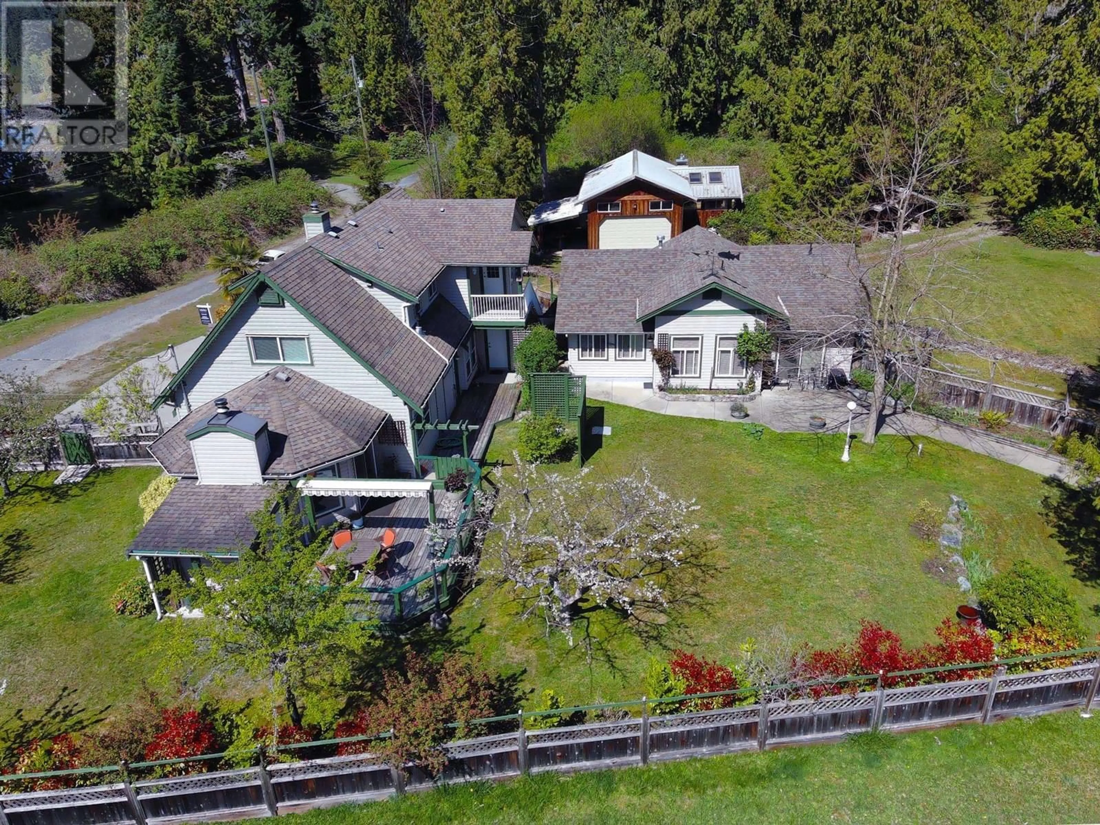 A pic from outside/outdoor area/front of a property/back of a property/a pic from drone, unknown for 13282 KEELSON ROAD, Garden Bay British Columbia V0N1S1