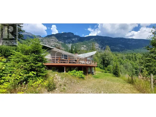 4770 MACKENZIE HIGHWAY, Bella Coola 2