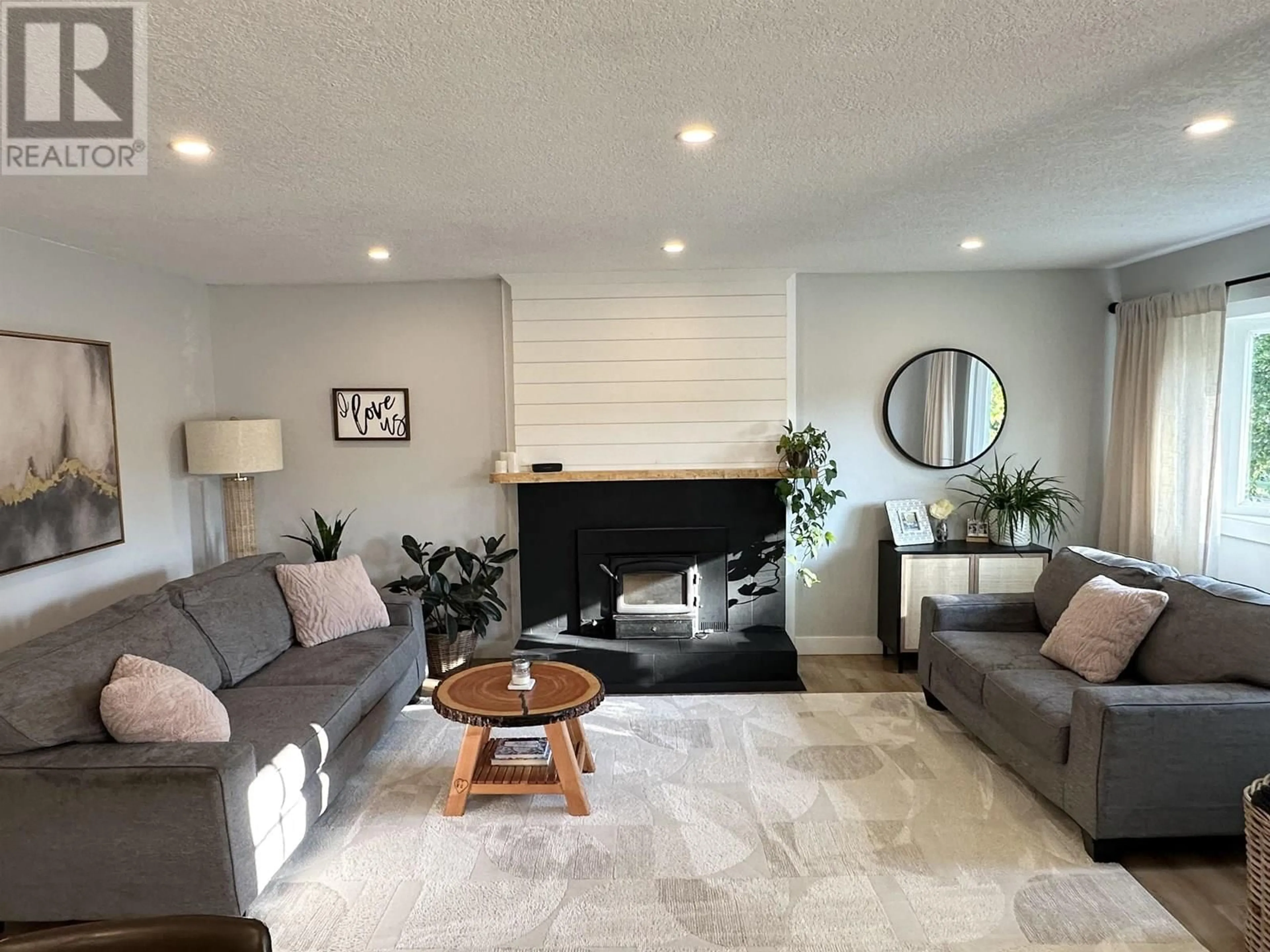 Living room with furniture, unknown for 7712 MARIONOPOLIS PLACE, Prince George British Columbia V2N3L5