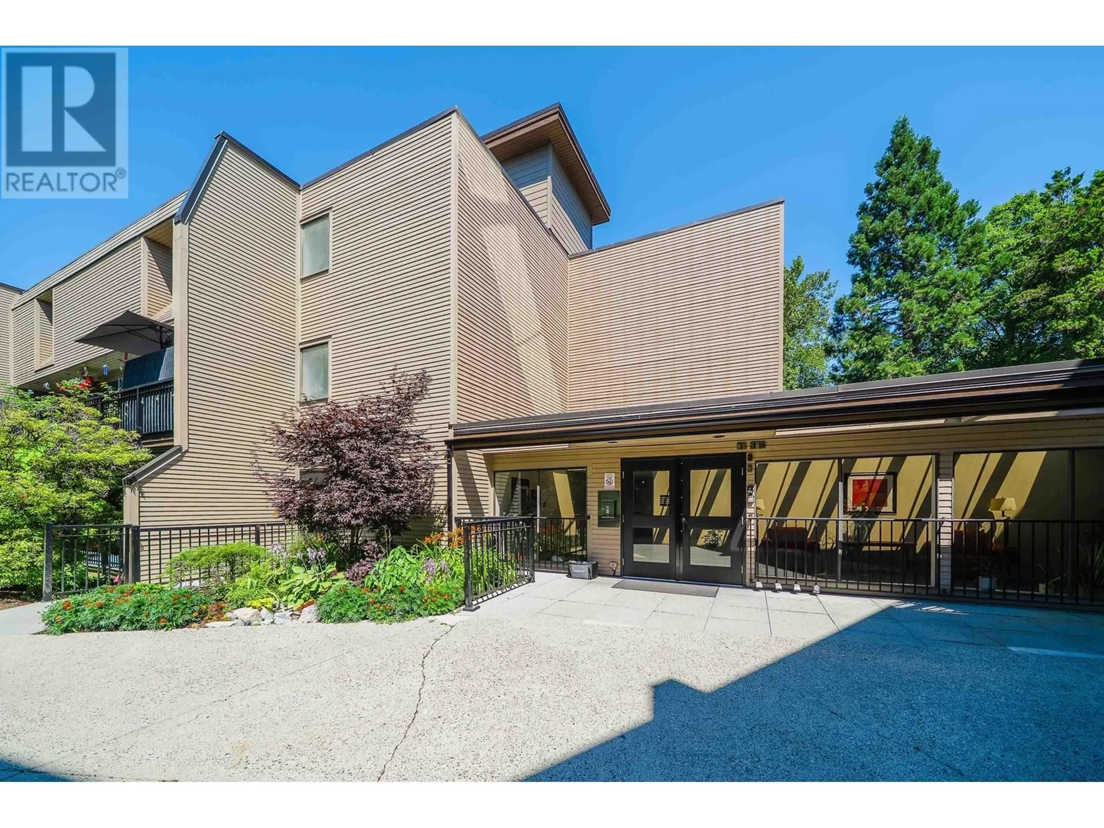 Unknown for 214 - 1385 DRAYCOTT ROAD, North Vancouver British Columbia V7J3K9