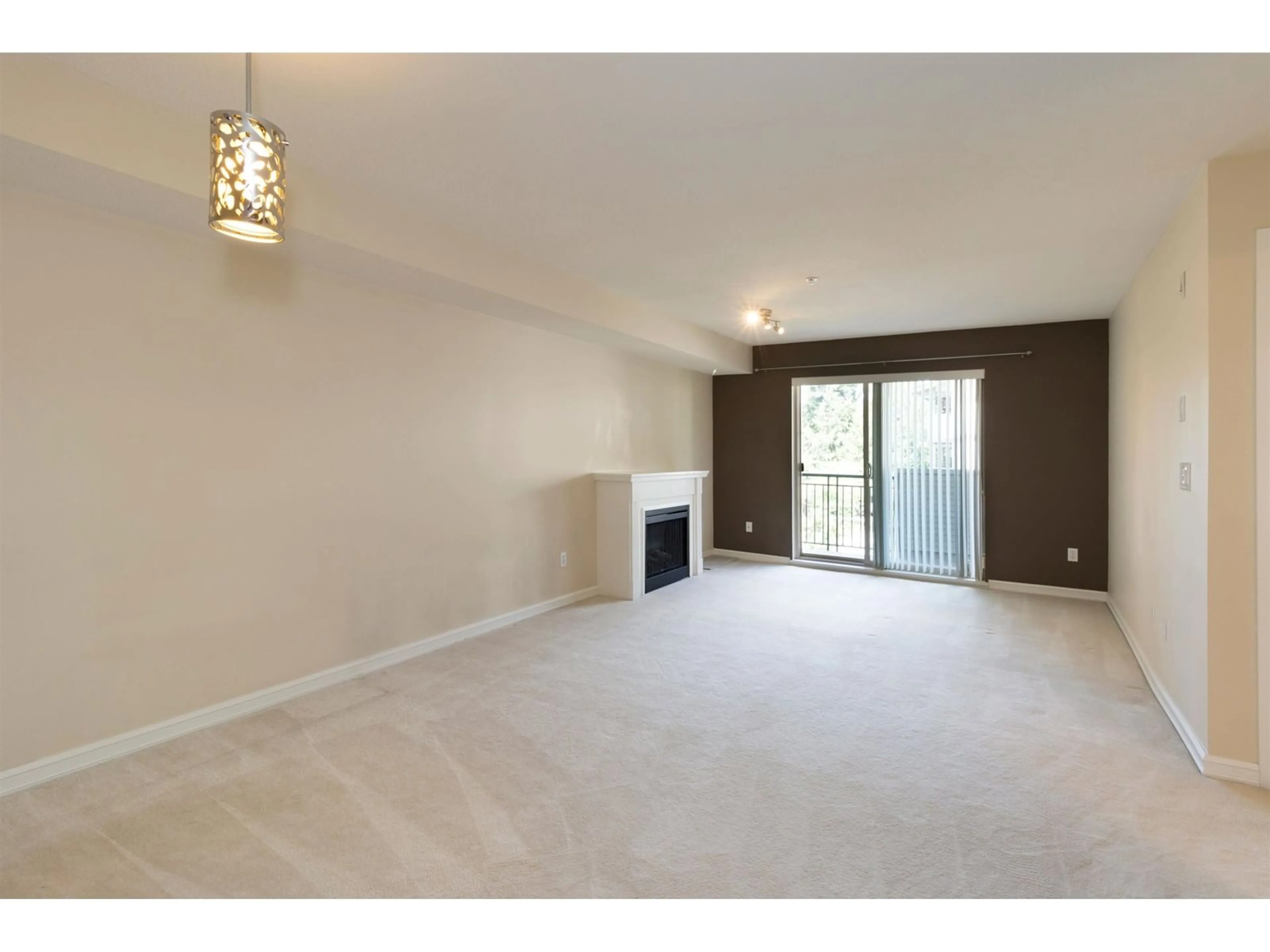 A pic of a room for 311 - 10088 148, Surrey British Columbia V3R3M9