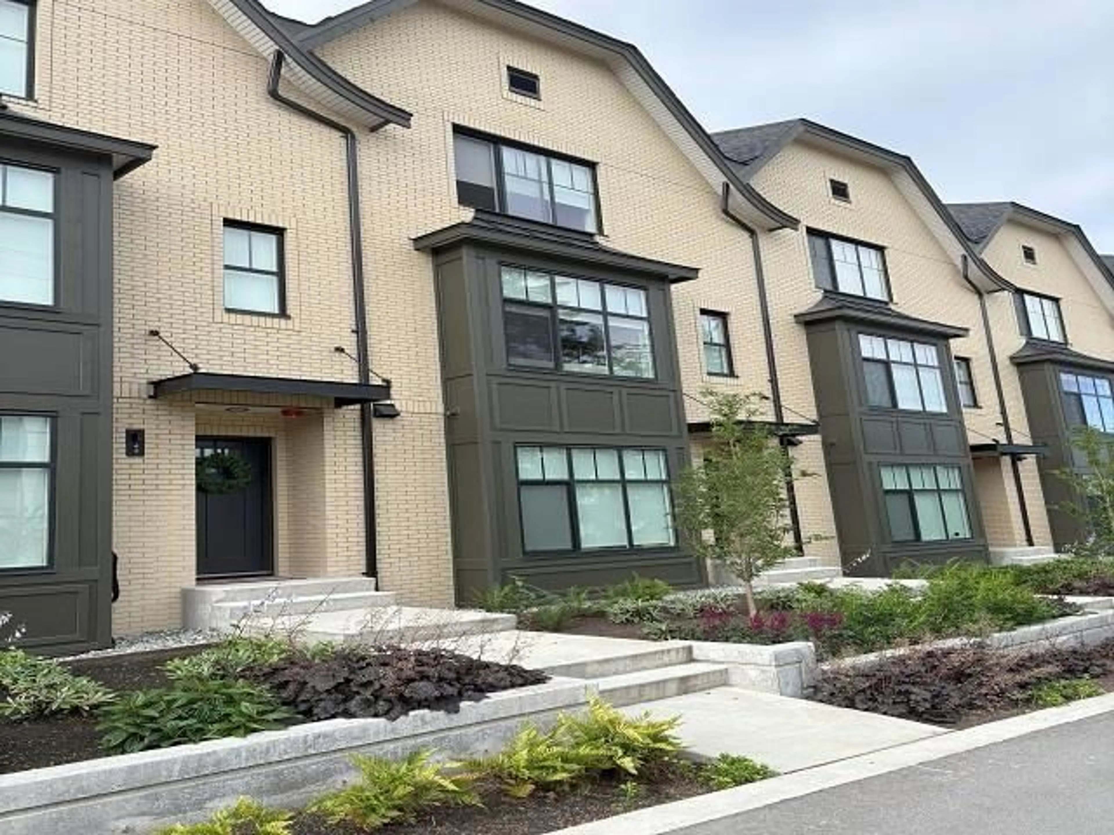 Home with brick exterior material, street for 43 - 2350 165, Surrey British Columbia V3Z1J9