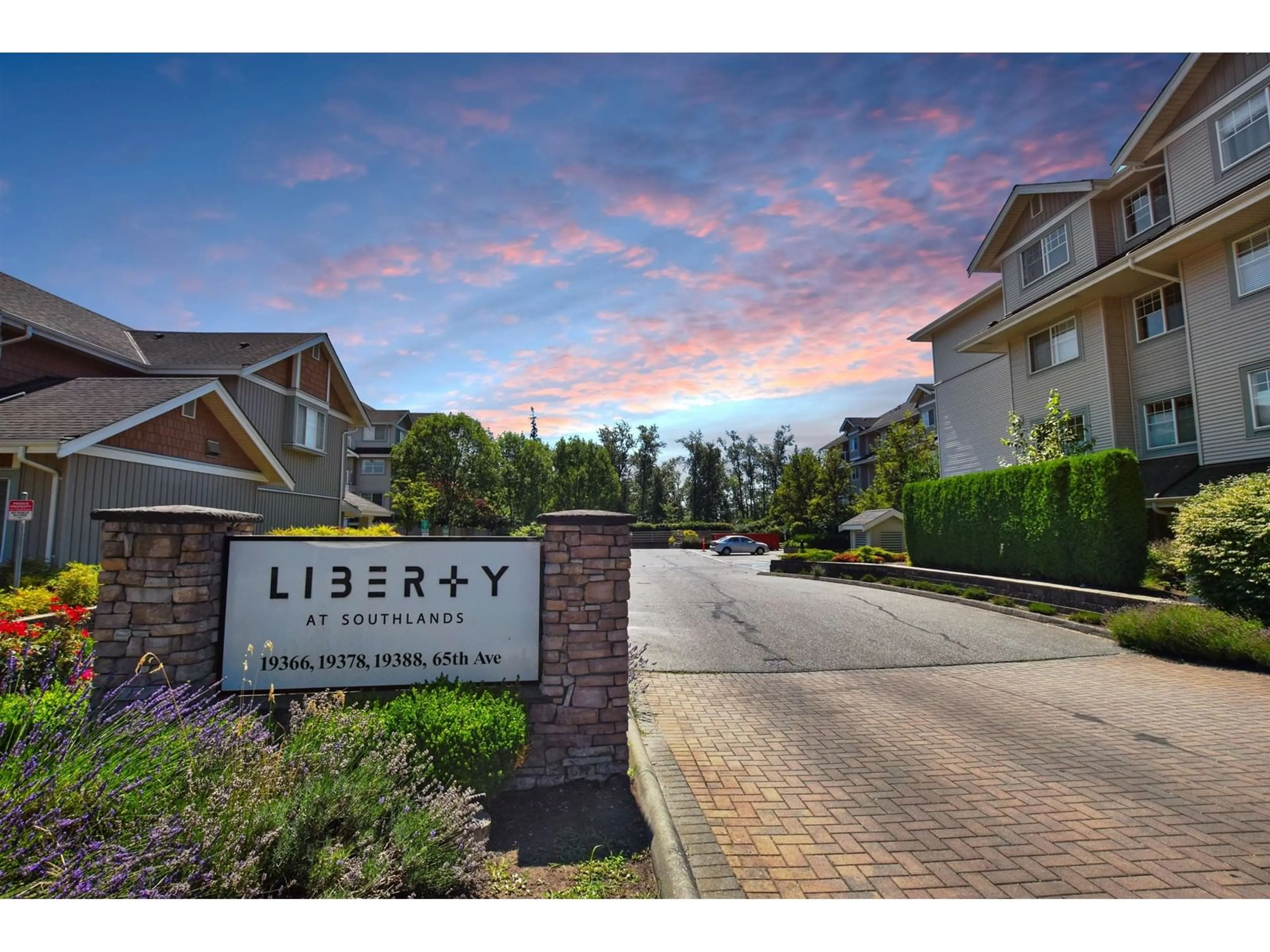 Unknown for 211 - 19388 65, Surrey British Columbia V4N5S1