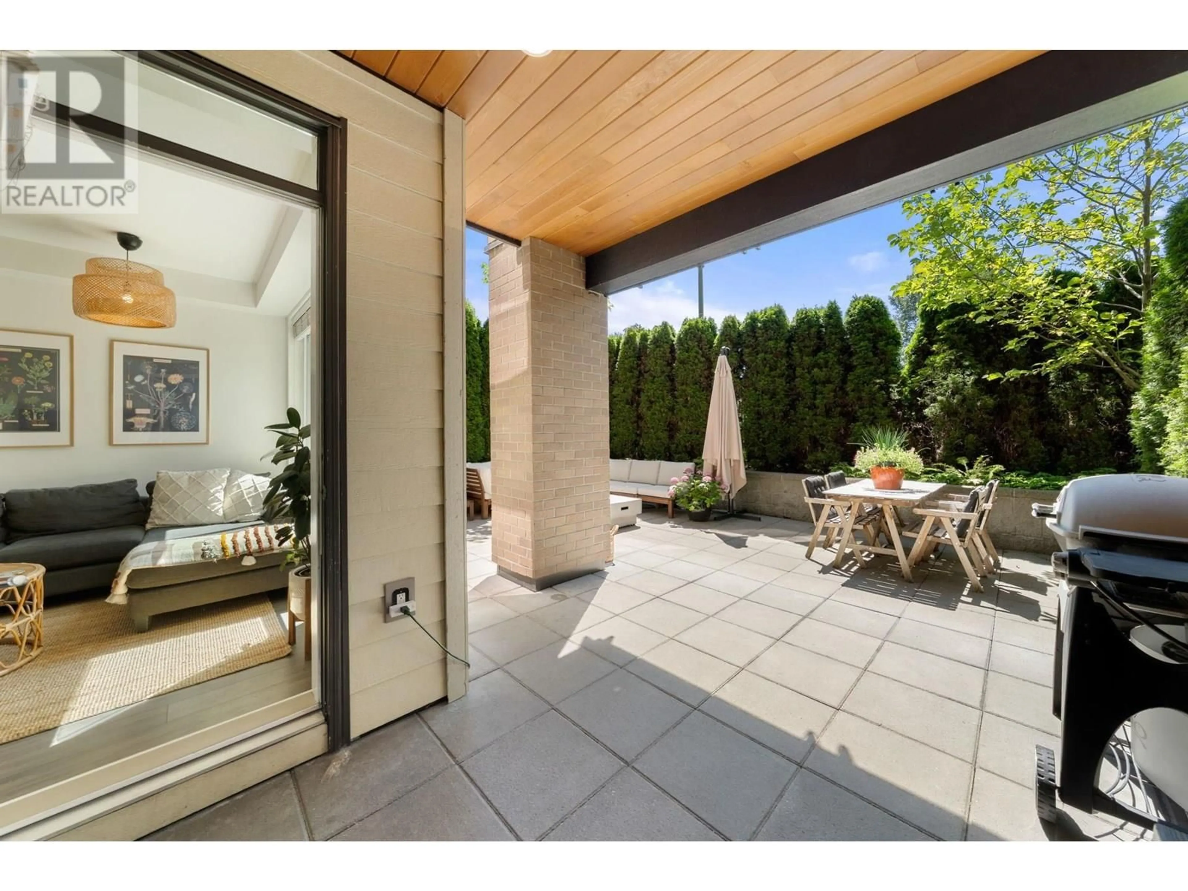 Patio, street for 111 - 719 3RD STREET, North Vancouver British Columbia V7M0E7