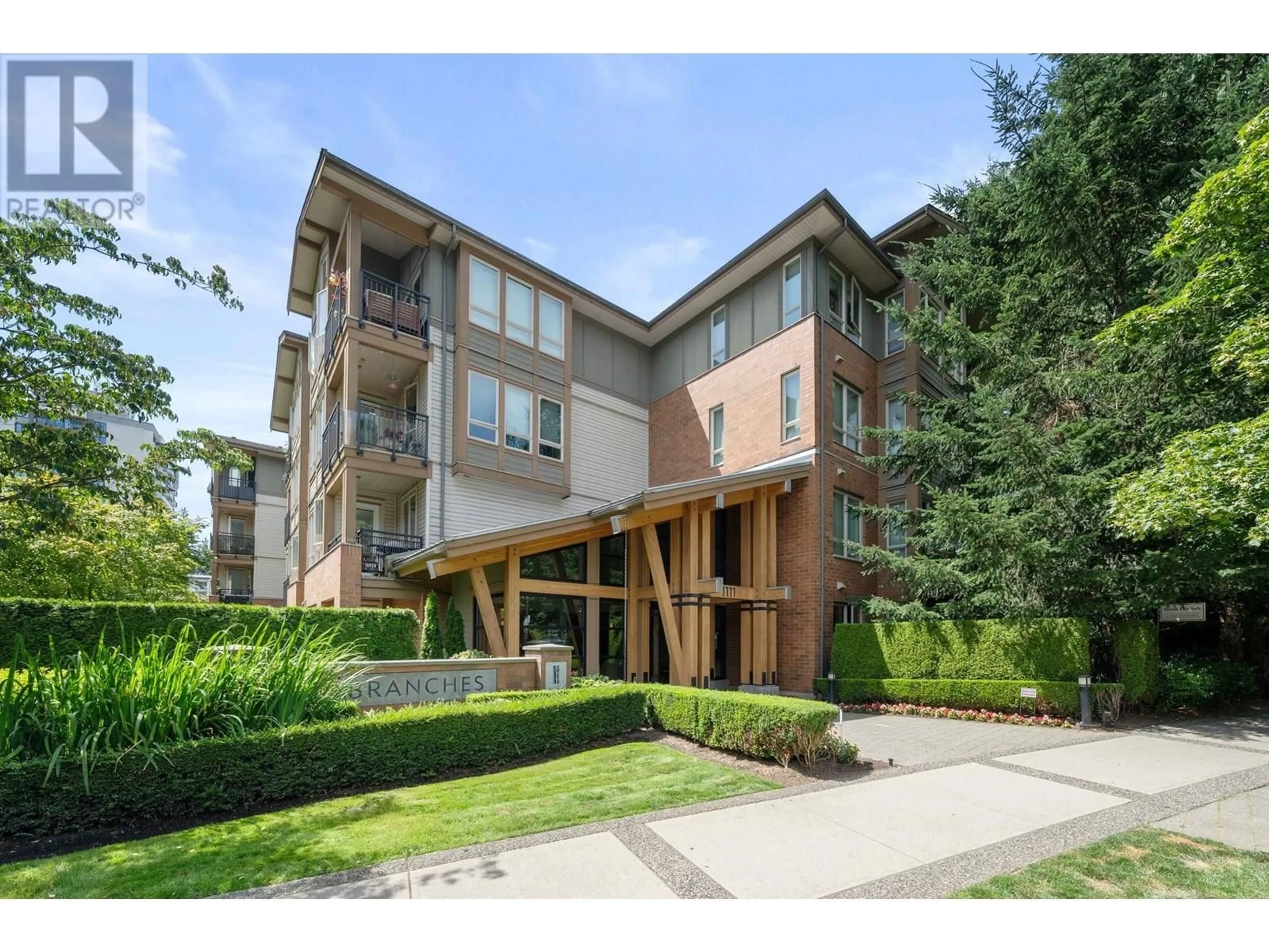 Unknown for 204 - 1111 27TH STREET, North Vancouver British Columbia V7J1S3