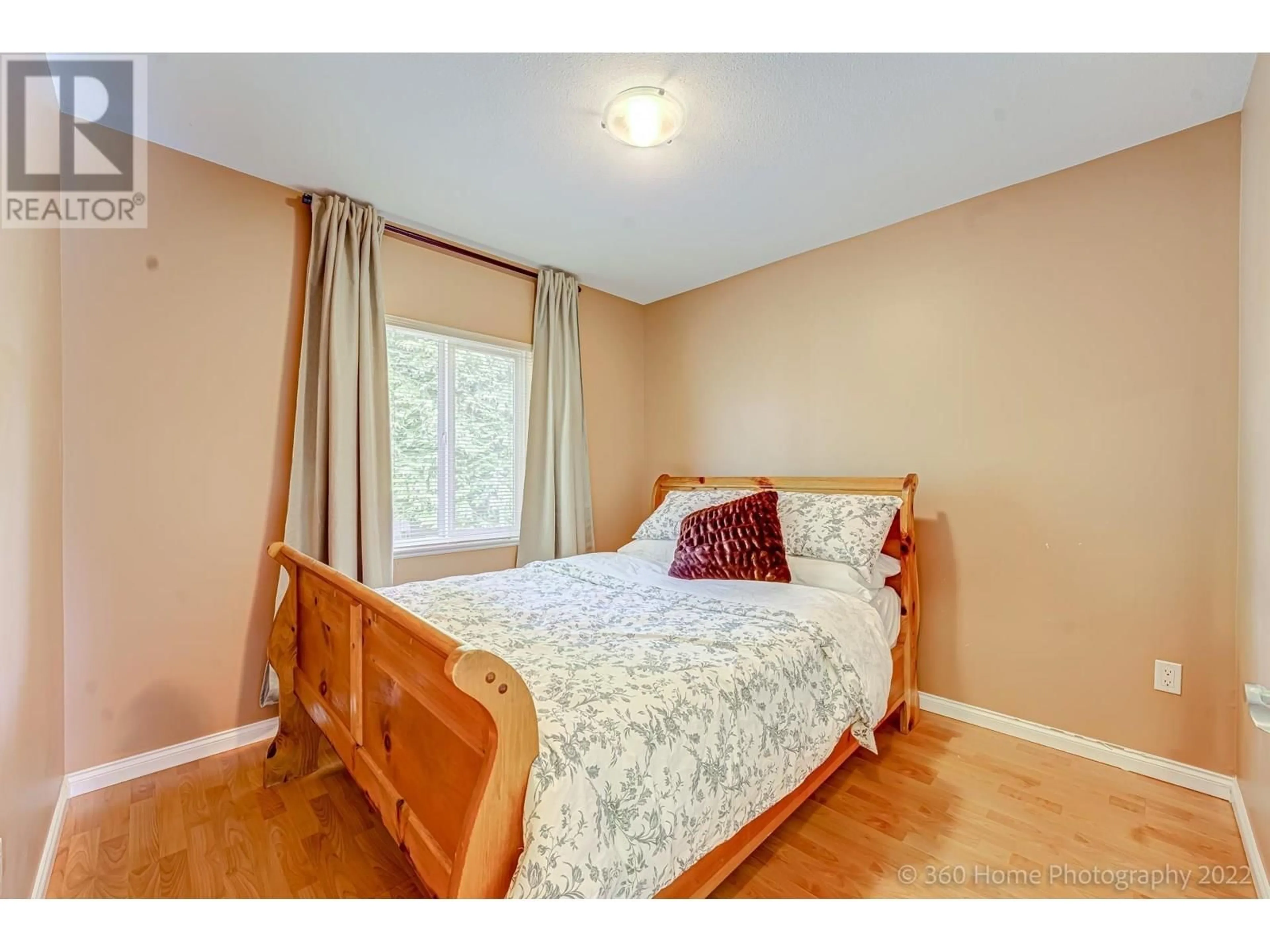 Bedroom with bed, unknown for 41 41ST AVENUE, Vancouver British Columbia V5W1N4