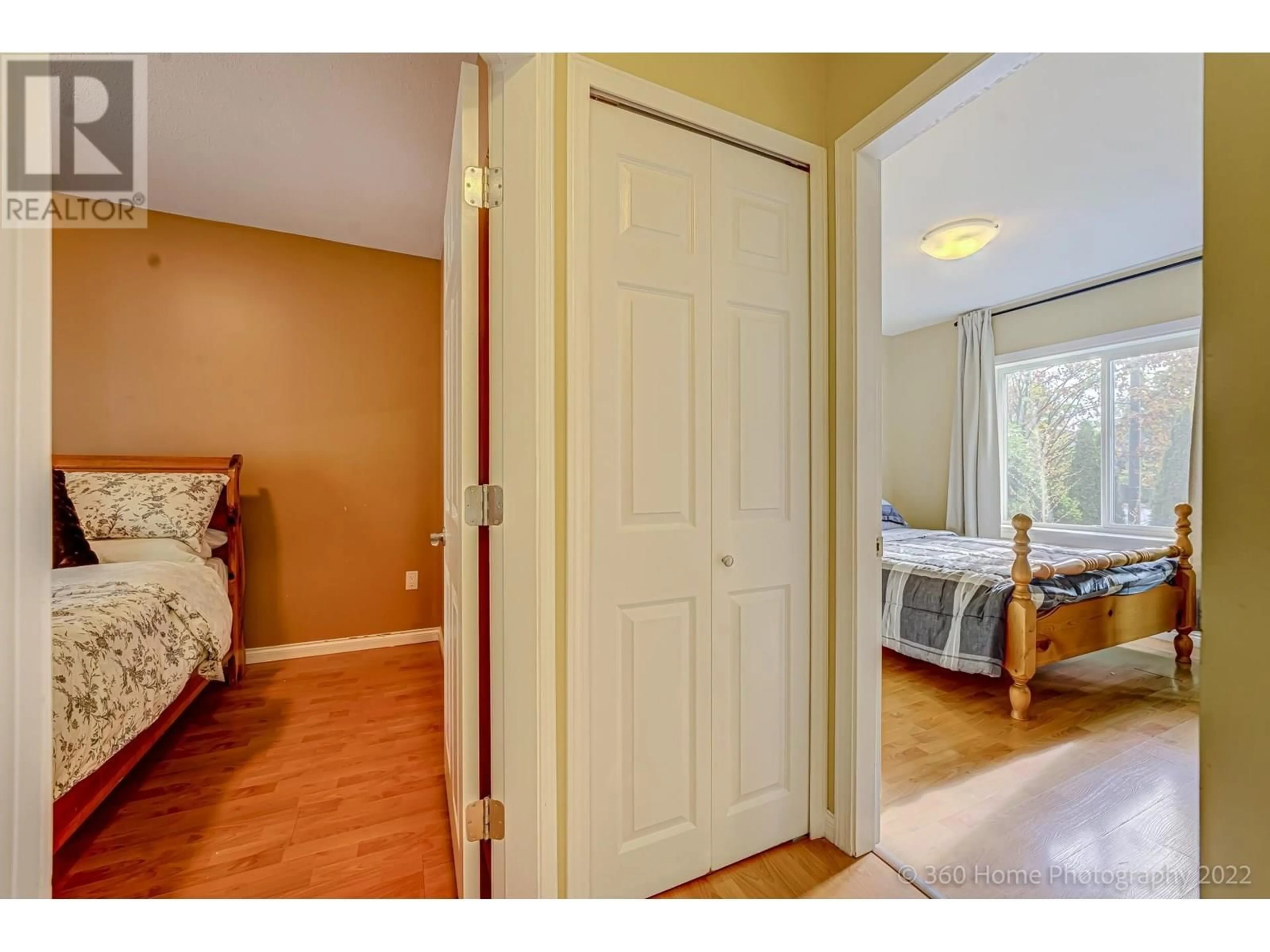 Indoor entryway for 41 41ST AVENUE, Vancouver British Columbia V5W1N4