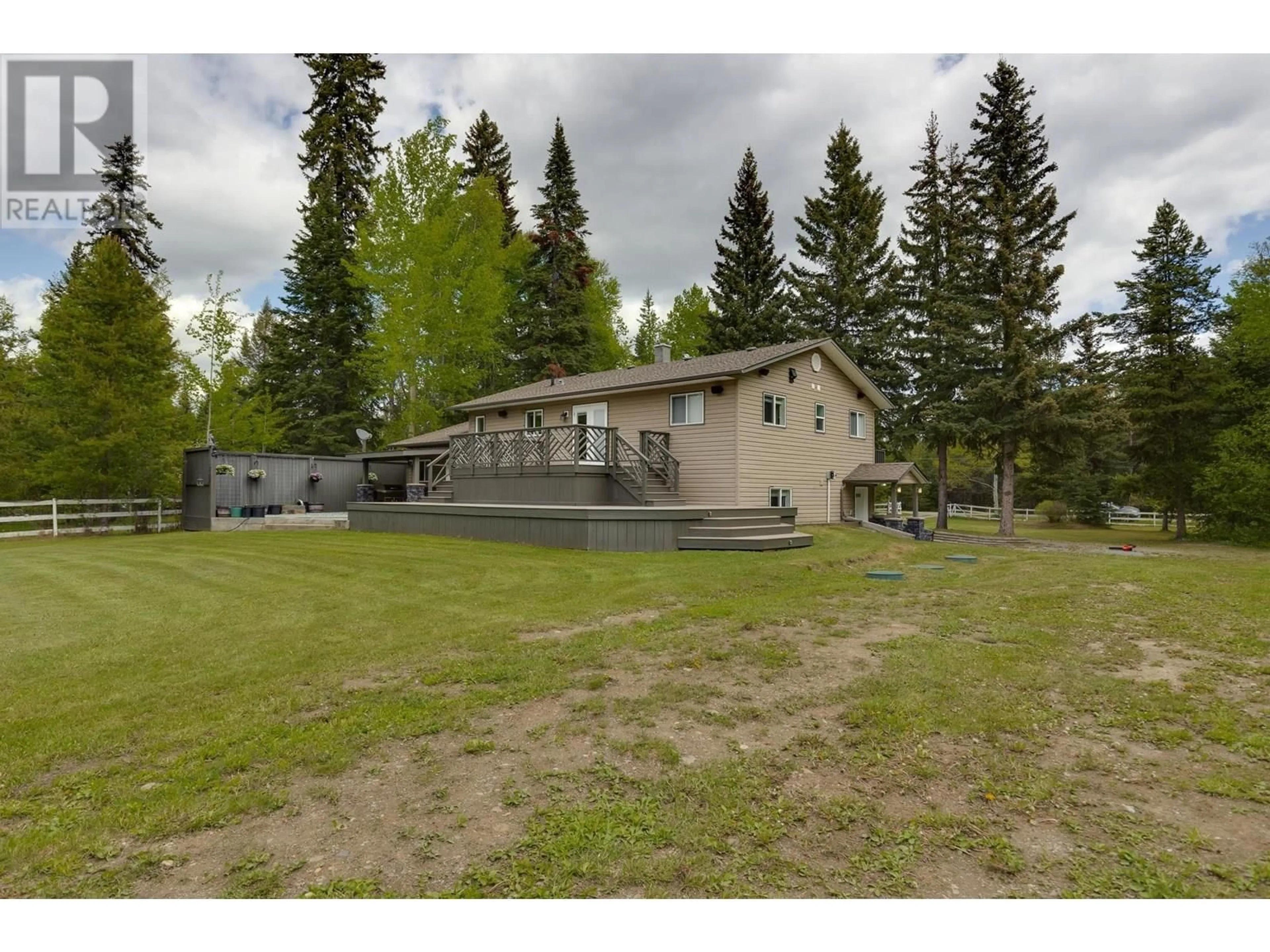 A pic from outside/outdoor area/front of a property/back of a property/a pic from drone, unknown for 18535 MELONIE ROAD, Prince George British Columbia V2N6G4