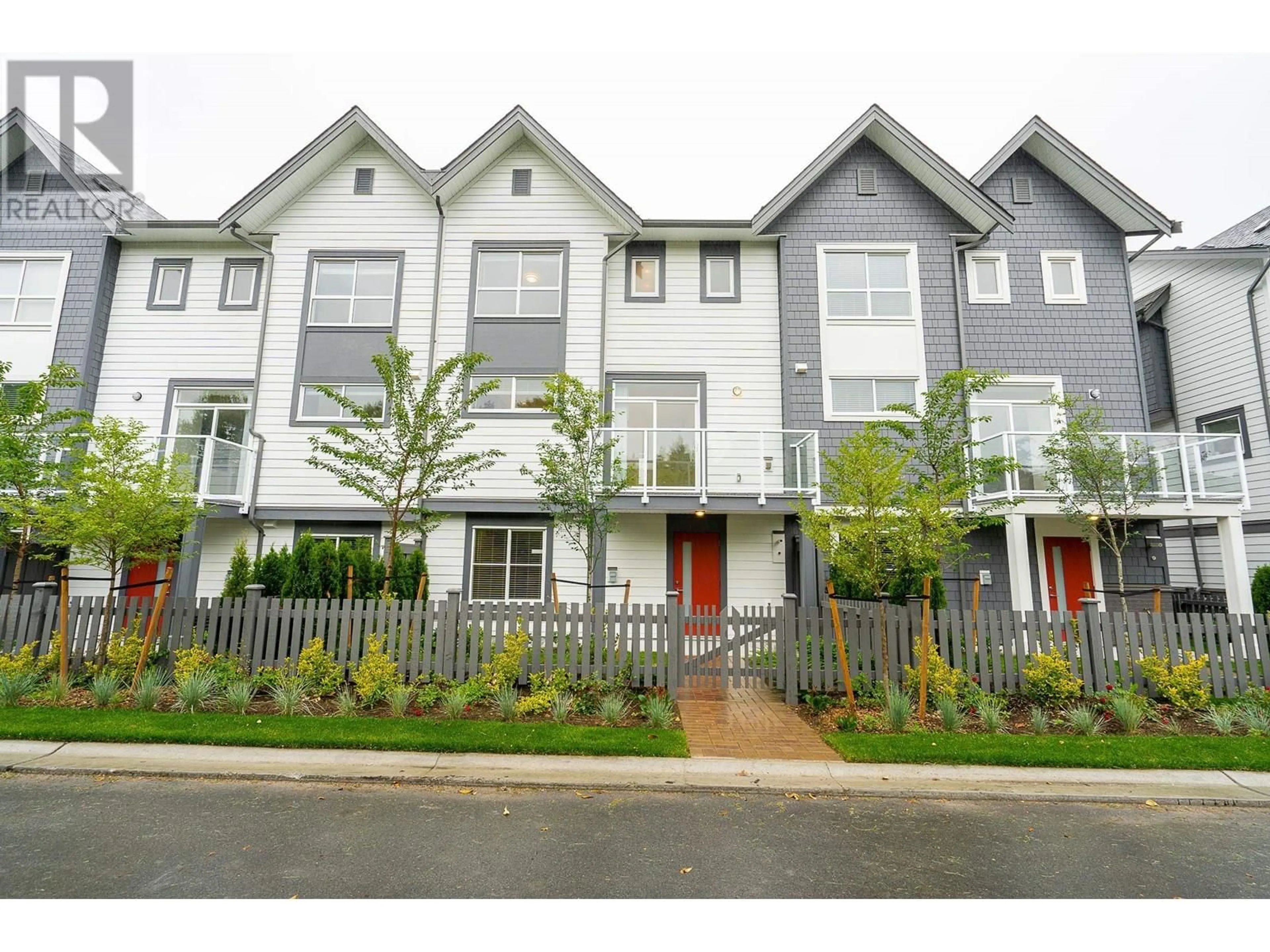 Home with vinyl exterior material, street for 12 - 23785 DEWDNEY TRUNK ROAD, Maple Ridge British Columbia V4R1W1
