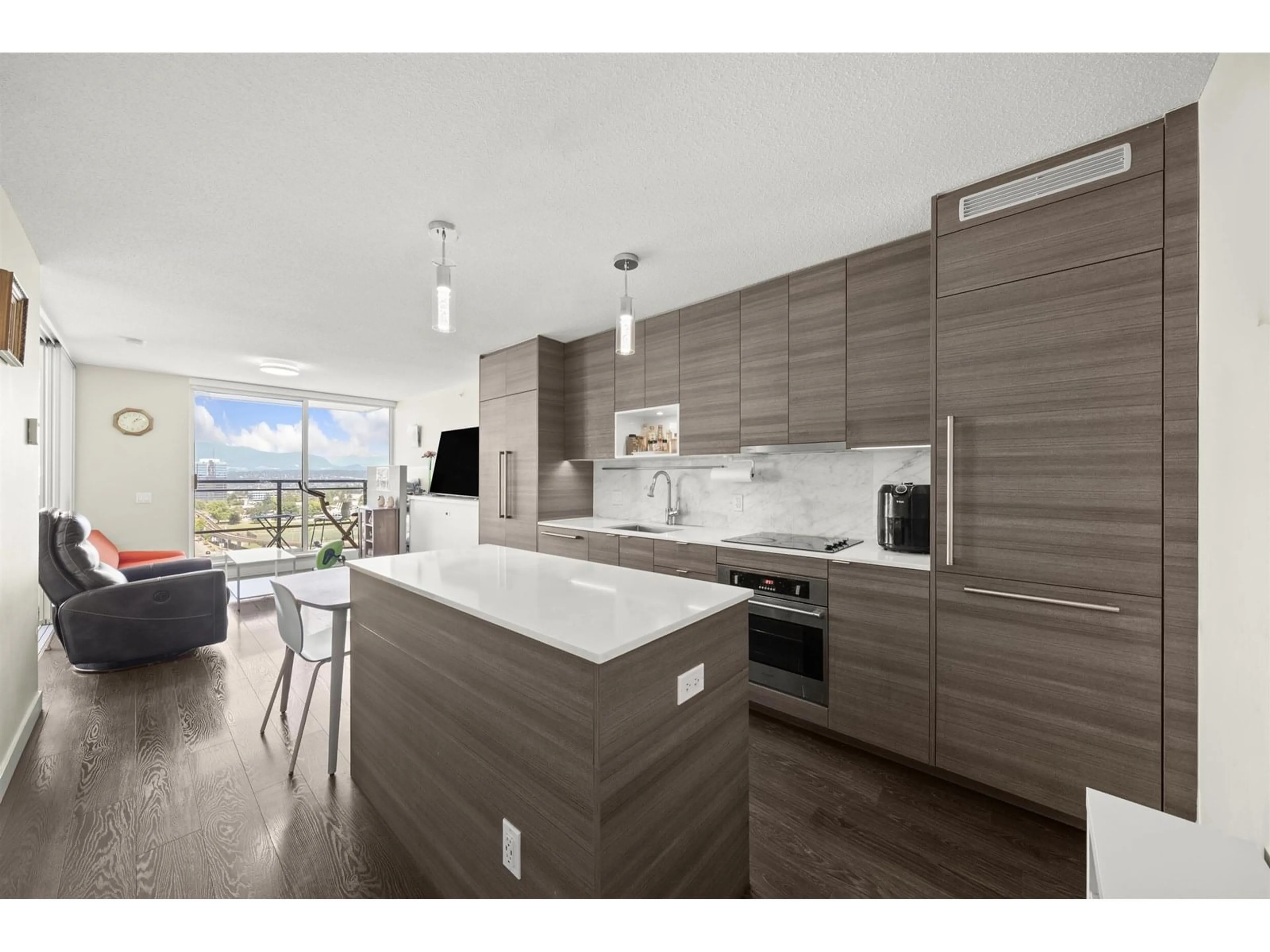 Open concept kitchen, unknown for 1806 - 13398 104, Surrey British Columbia V3T1V6