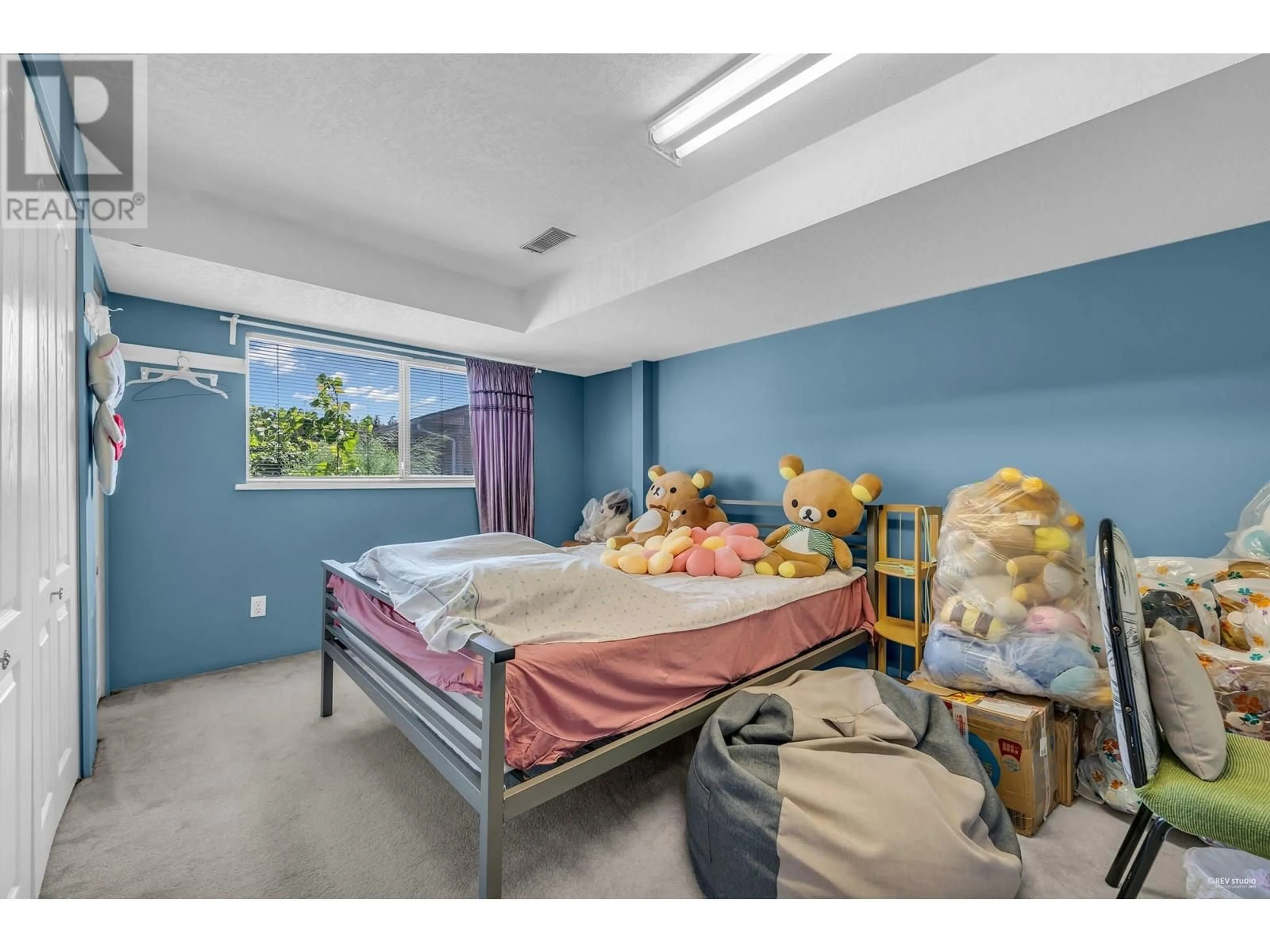 A pic of a room for 10560 GRANVILLE AVENUE, Richmond British Columbia V6Y1R4
