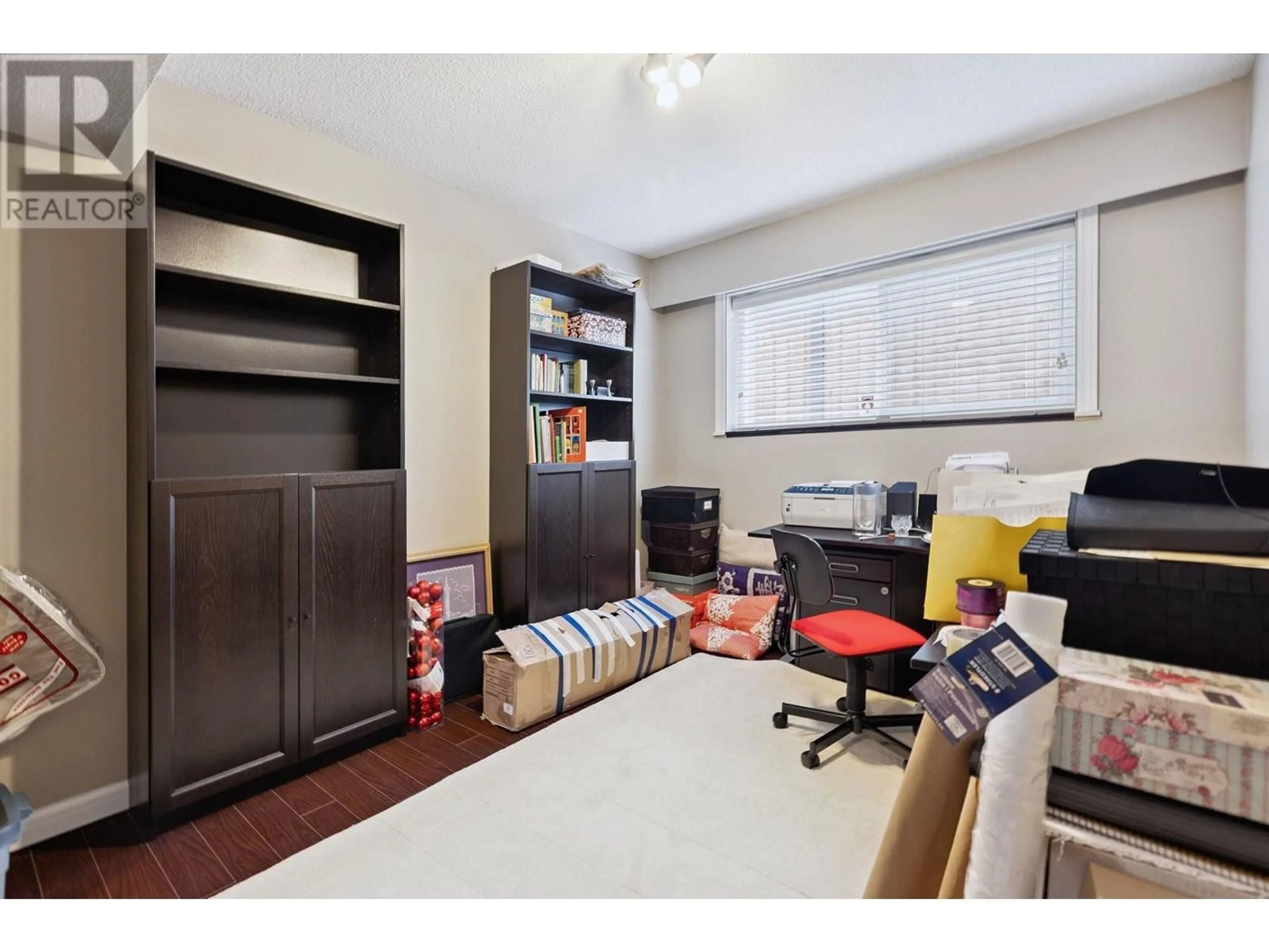 A pic of a room for 1141 MARSDEN COURT, Burnaby British Columbia V5A3K2