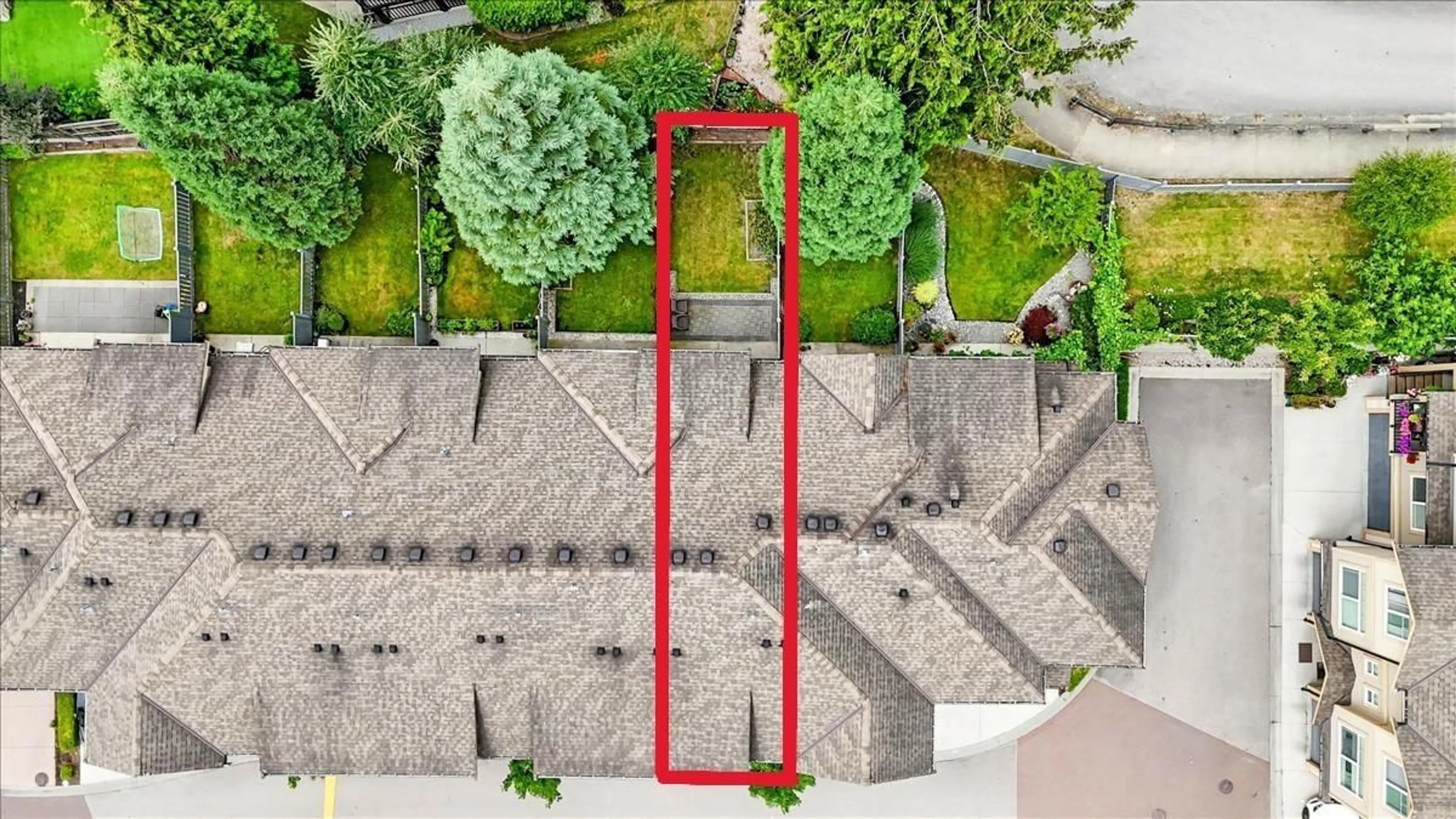A pic from outside/outdoor area/front of a property/back of a property/a pic from drone, unknown for 54 - 5957 152, Surrey British Columbia V3S3K4