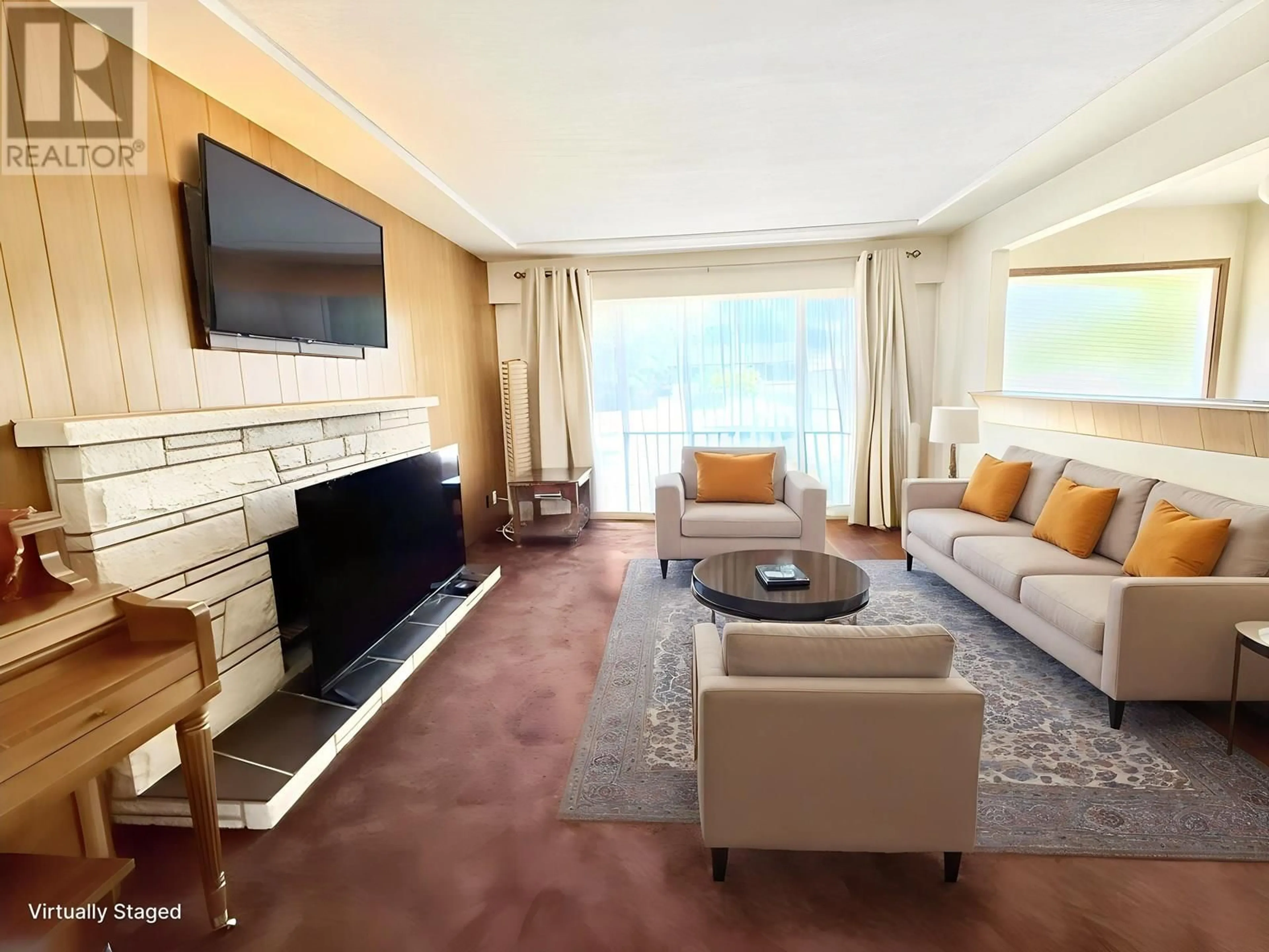 Living room with furniture, unknown for 6960 NAPIER STREET, Burnaby British Columbia V5B2C4