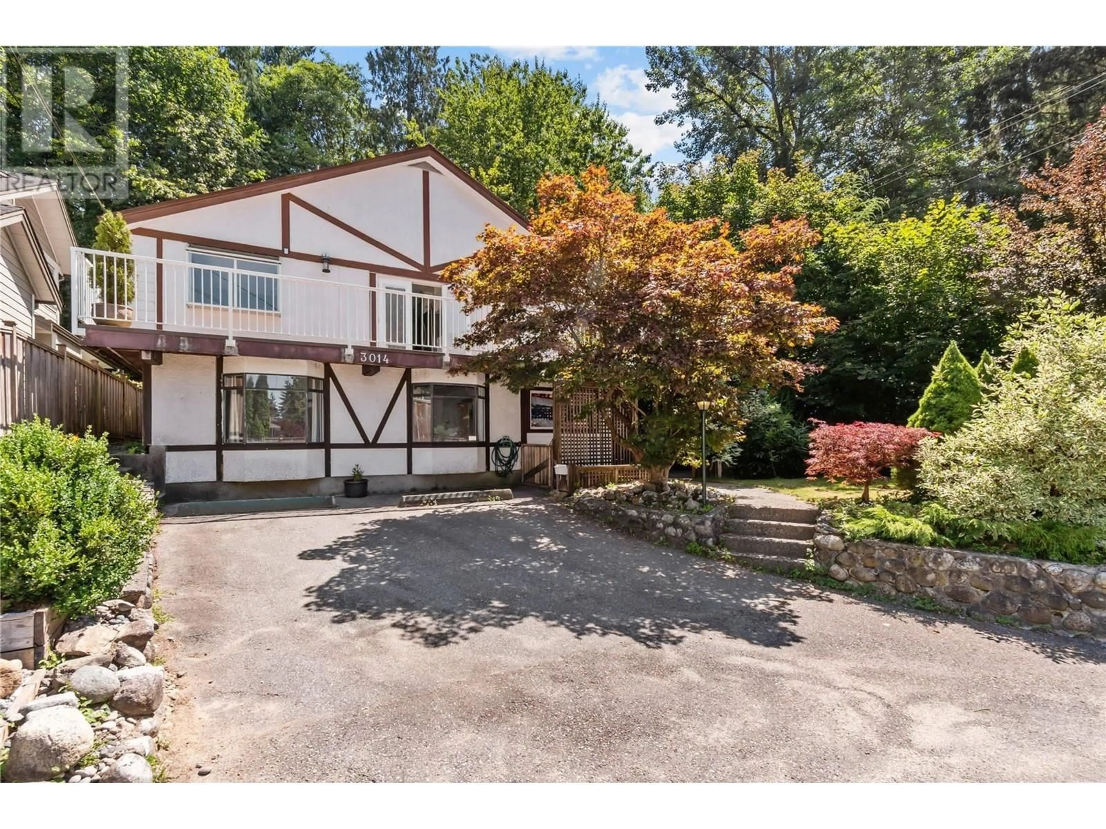 A pic from outside/outdoor area/front of a property/back of a property/a pic from drone, street for 3014 DUVAL ROAD, North Vancouver British Columbia V7J3E2