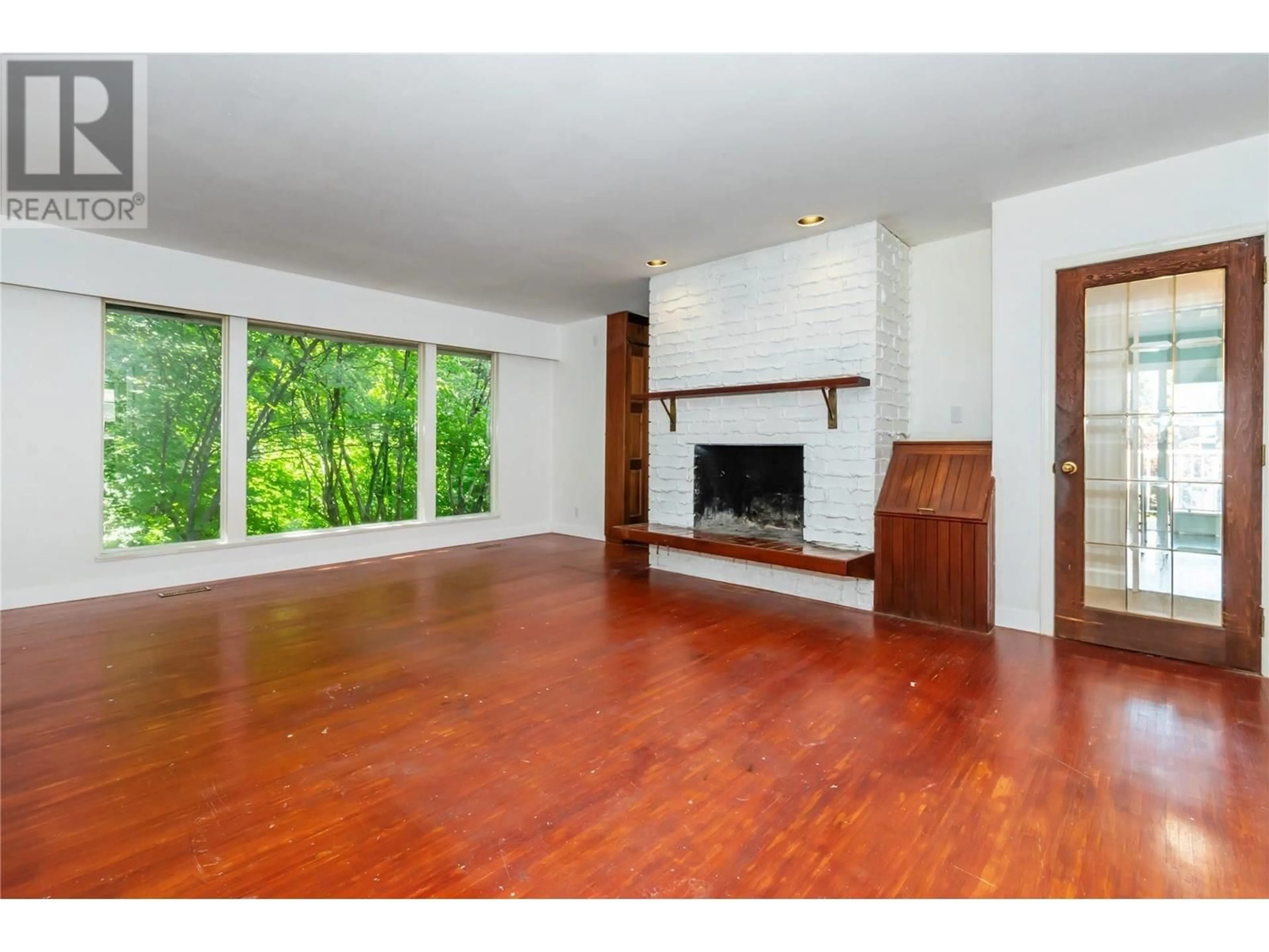Unknown for 3014 DUVAL ROAD, North Vancouver British Columbia V7J3E2