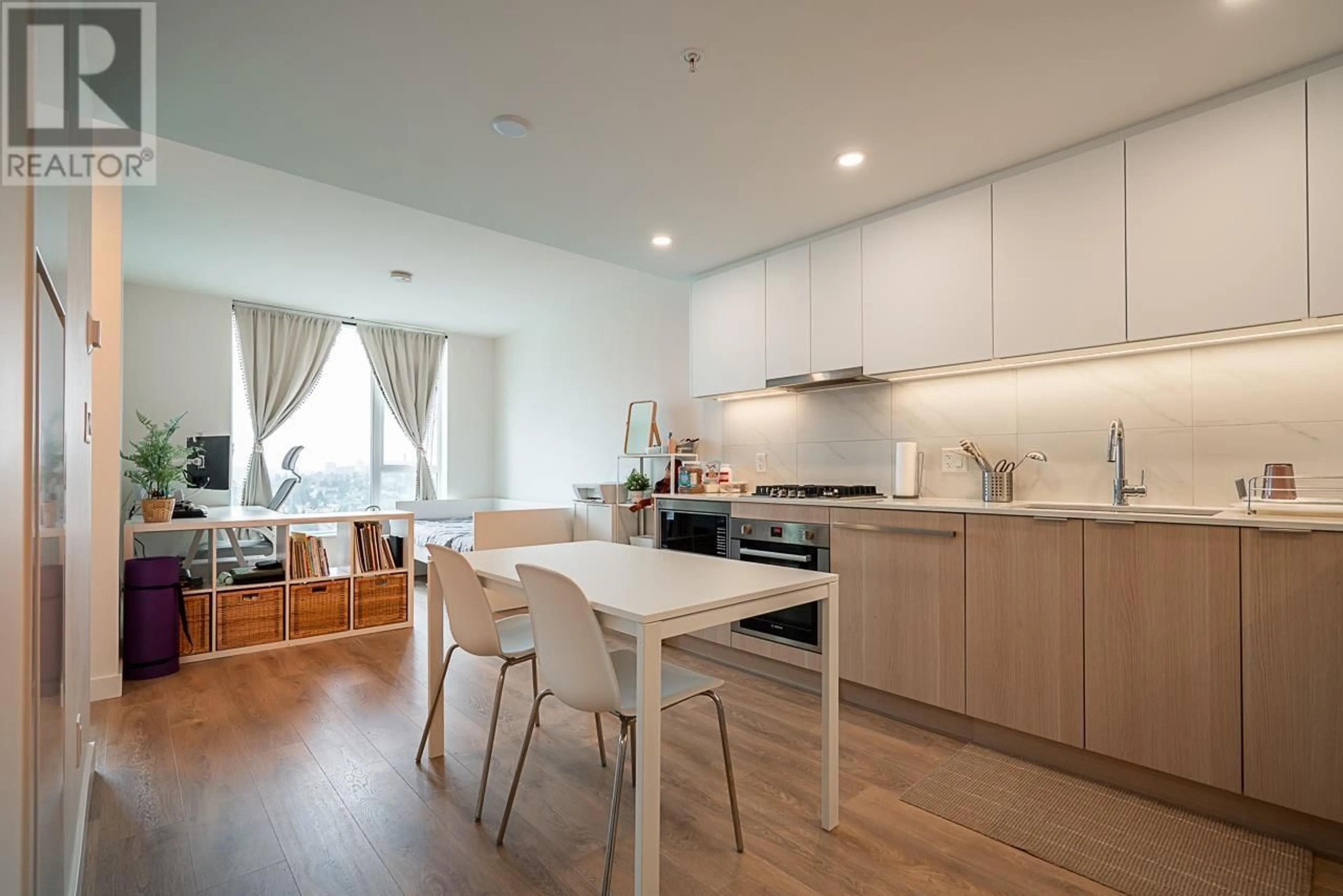Open concept kitchen, wood/laminate floor for 2010 - 308 ALDERSON AVENUE, Coquitlam British Columbia V3K0J2