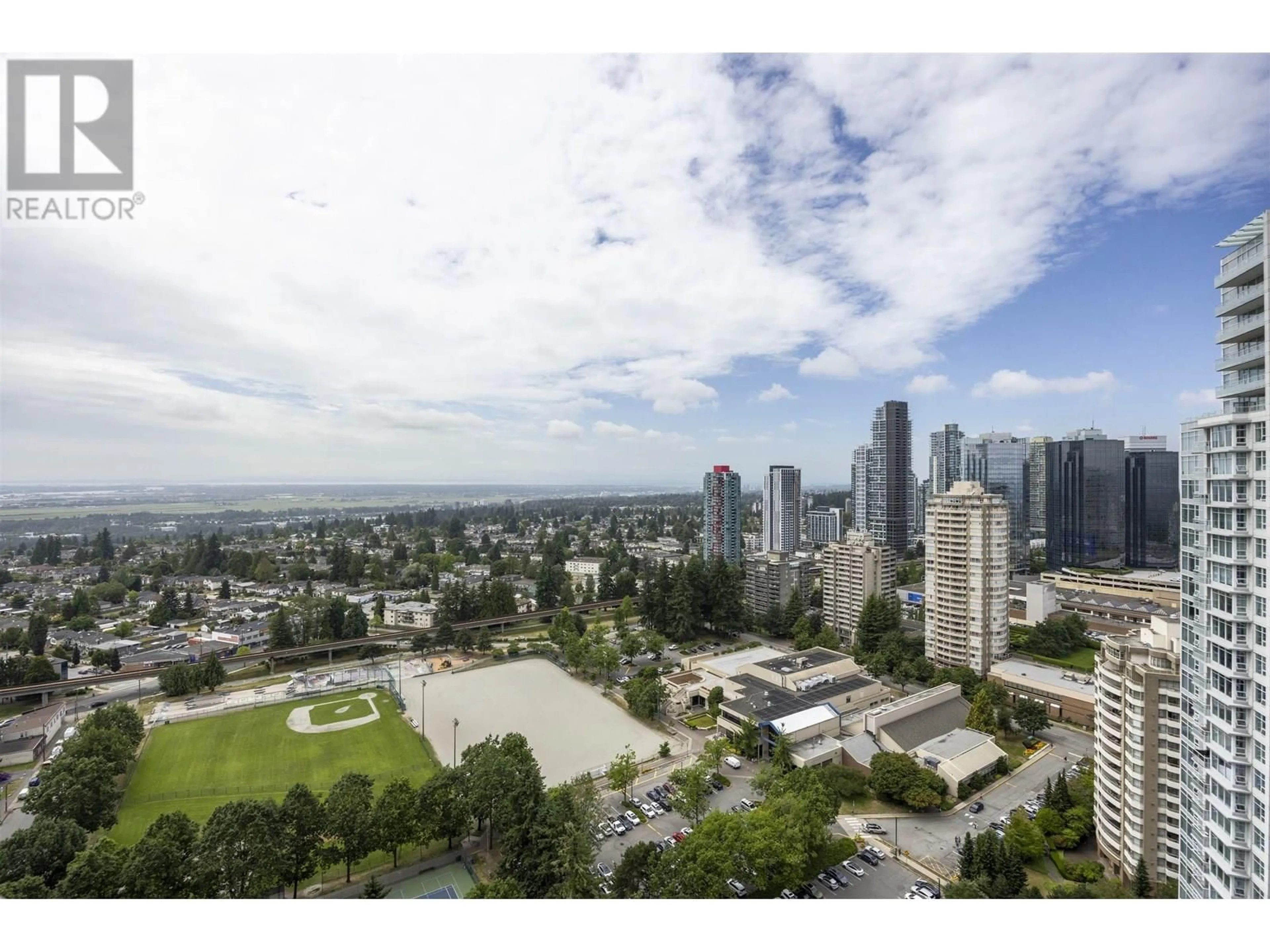 A pic from outside/outdoor area/front of a property/back of a property/a pic from drone, city buildings view from balcony for 3507 - 6538 NELSON AVENUE, Burnaby British Columbia V5H0G5