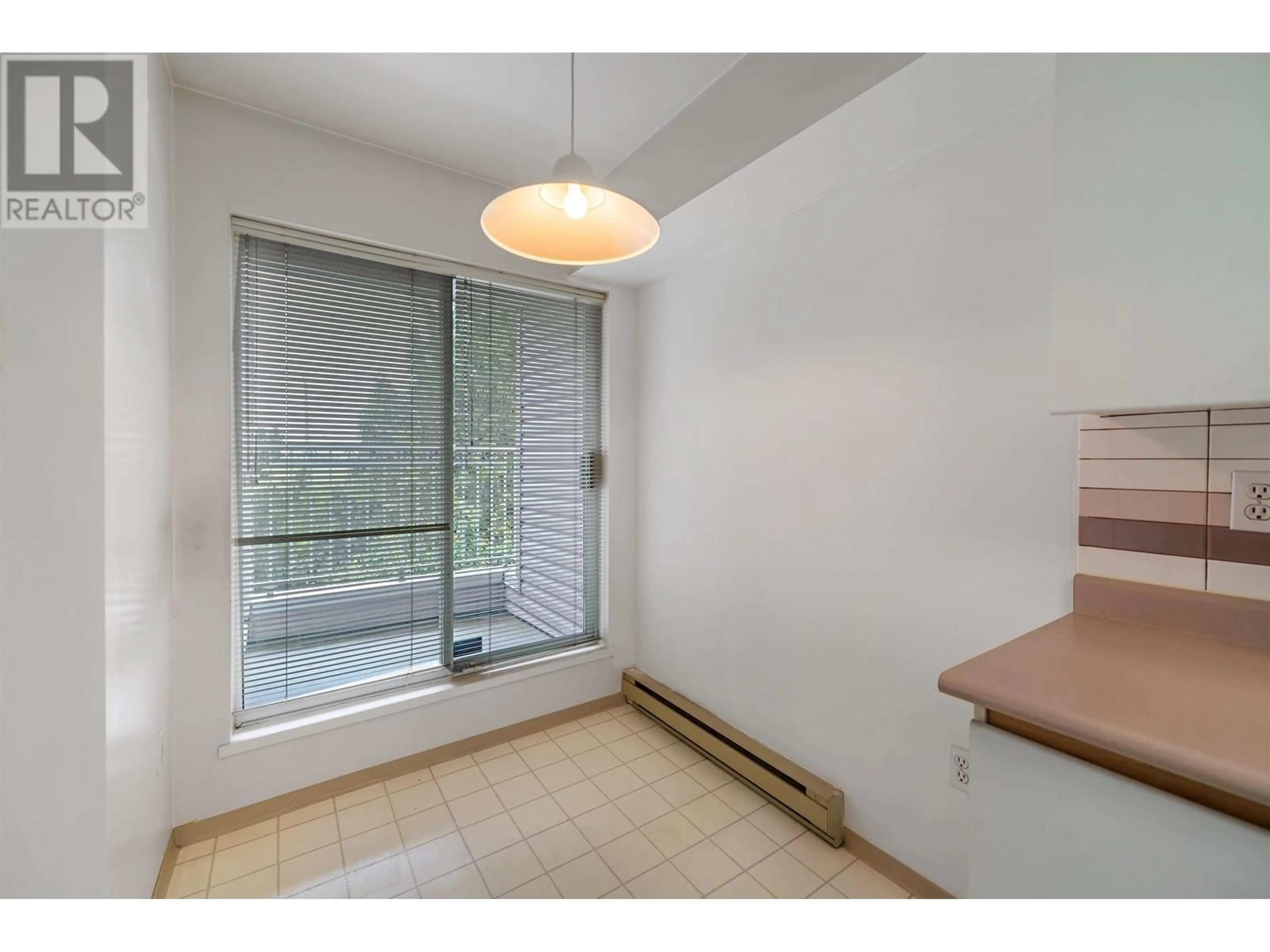 A pic of a room for 305 - 5488 ARCADIA ROAD, Richmond British Columbia V6X2G9