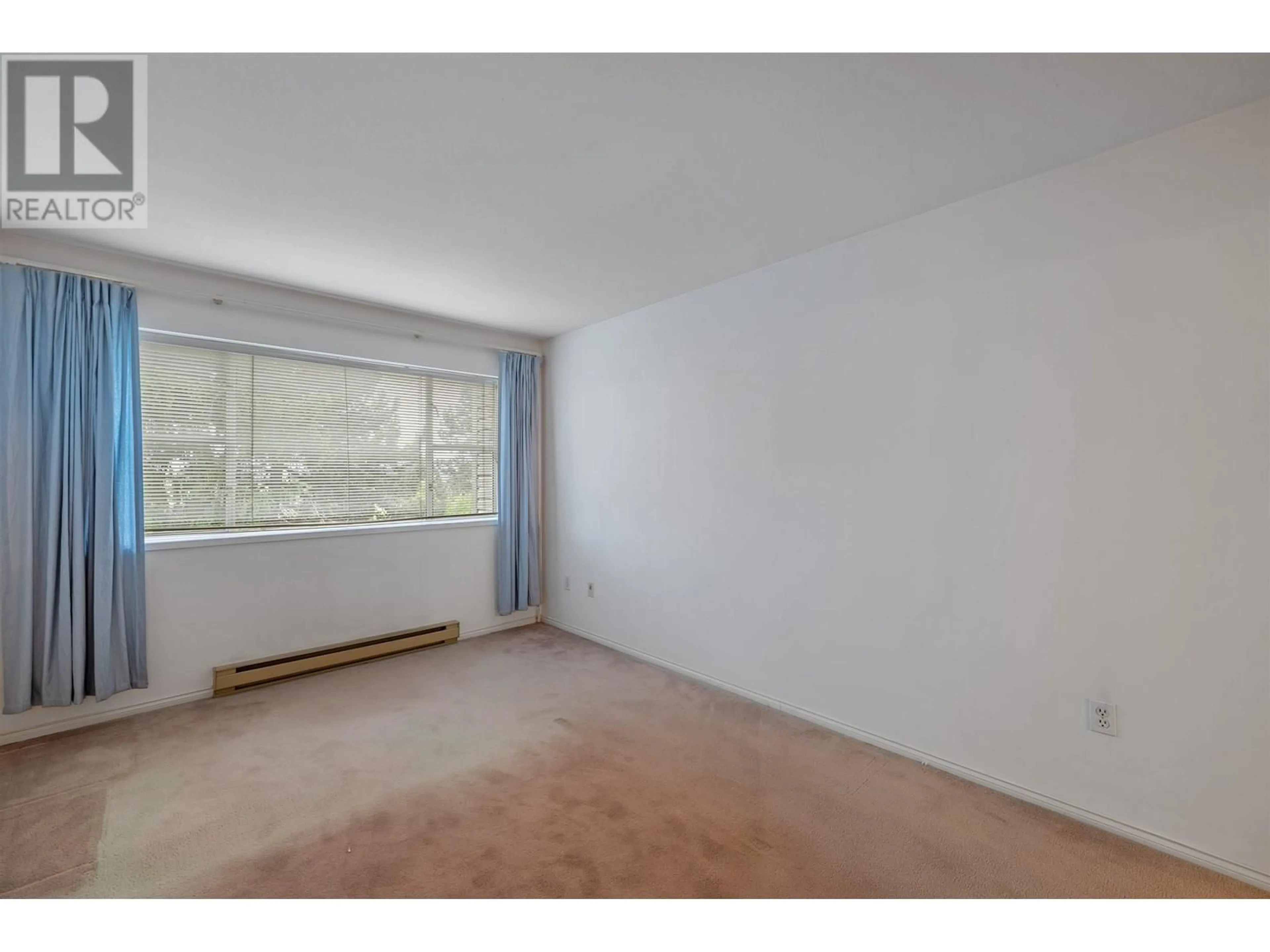 A pic of a room for 305 - 5488 ARCADIA ROAD, Richmond British Columbia V6X2G9