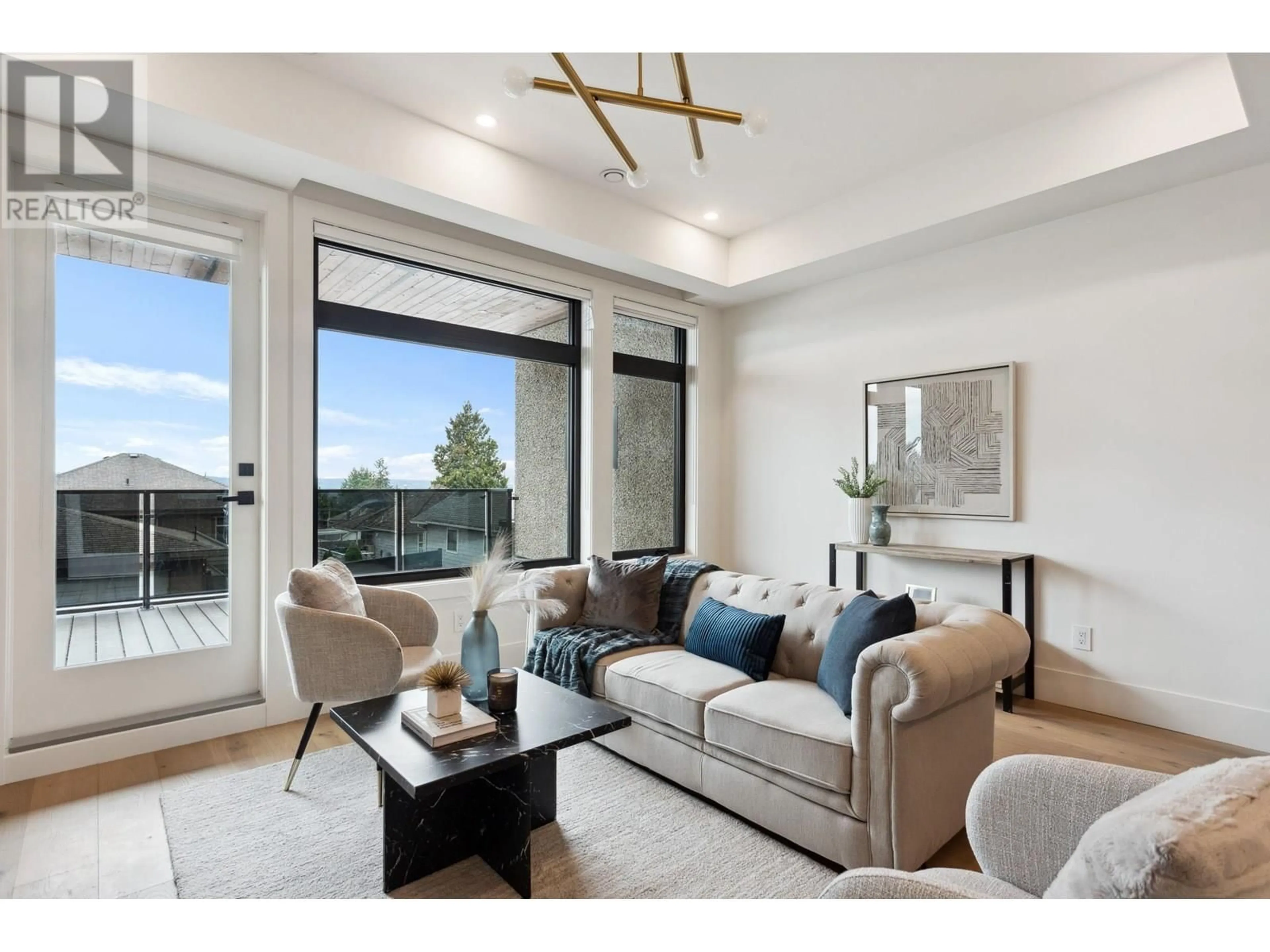 Living room with furniture, unknown for #104 - 1038 DELESTRE AVENUE, Coquitlam British Columbia V3K2H2