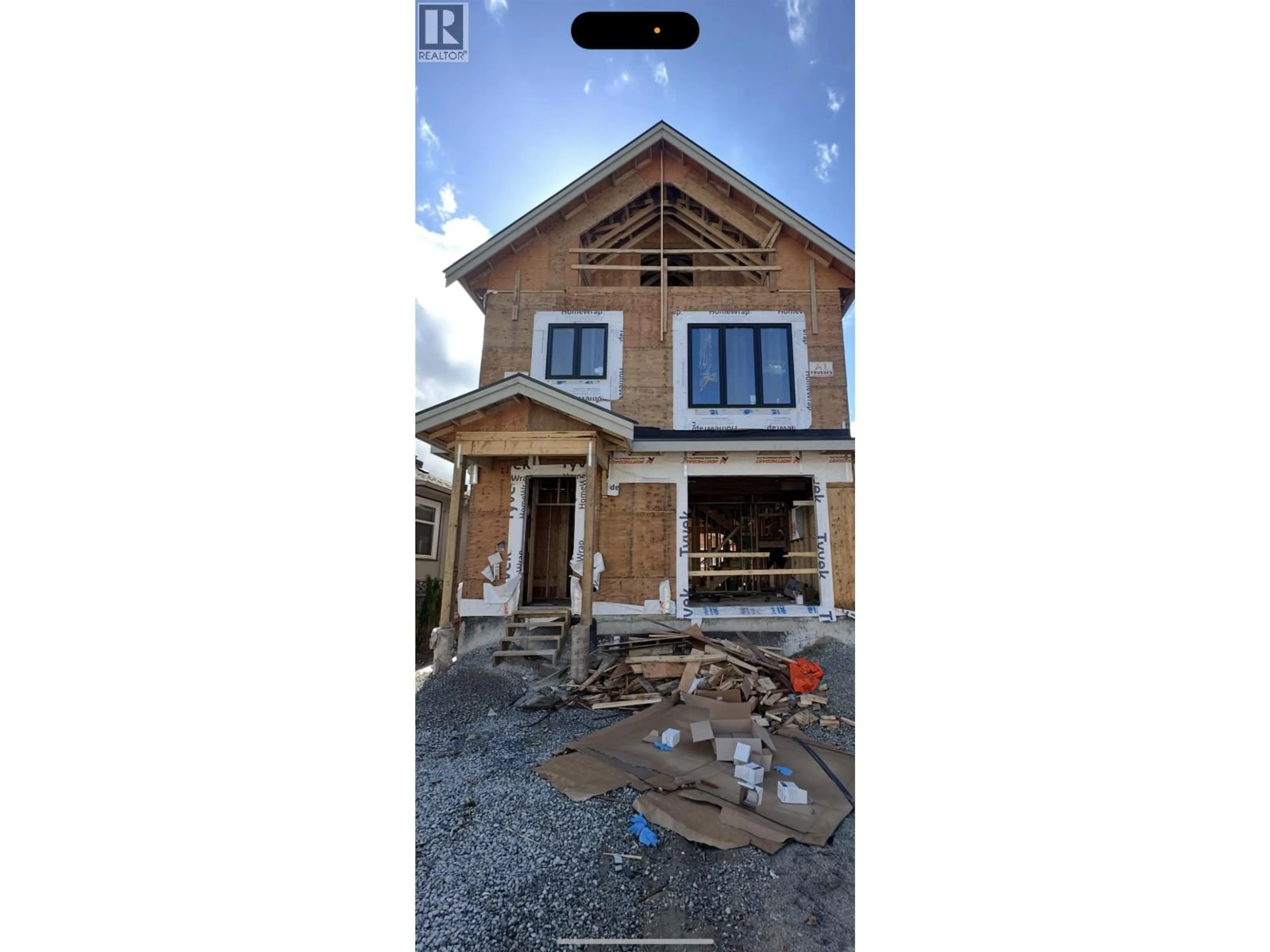 Unknown for 1 - 3310 VENABLES STREET, Vancouver British Columbia V5K2S8