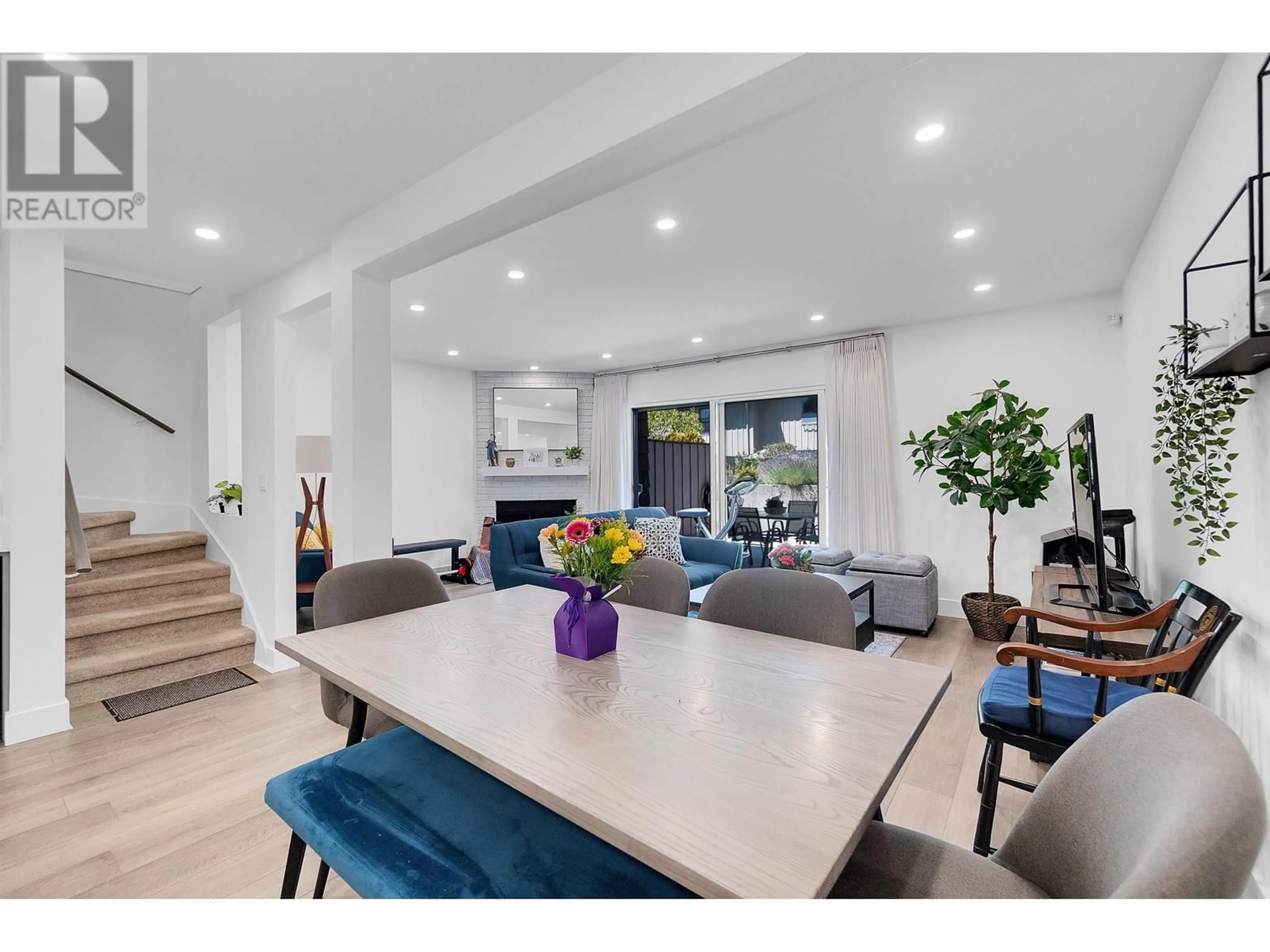 Open concept kitchen, unknown for 94 - 3180 58TH AVENUE, Vancouver British Columbia V5S3S8