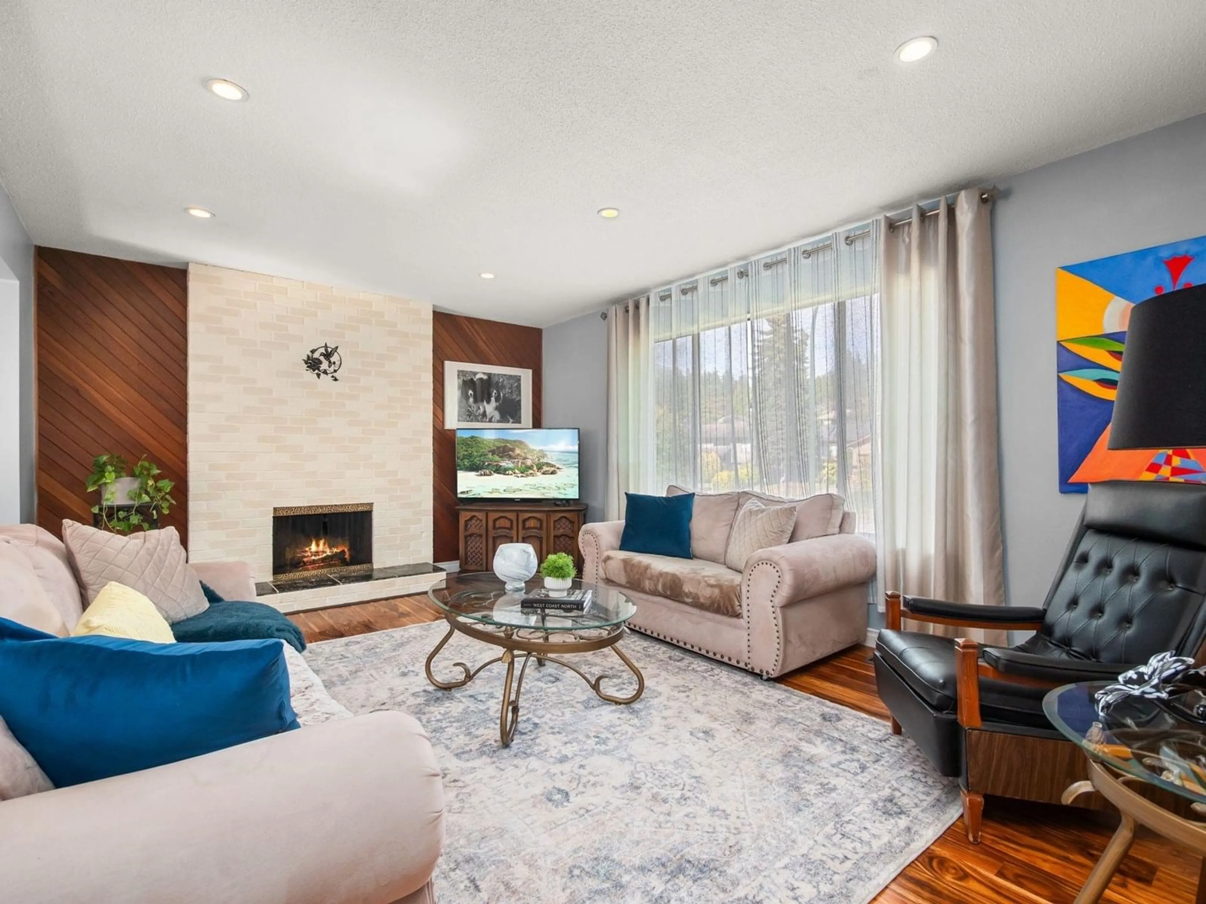 Living room with furniture, unknown for 6991 WESTVIEW, Delta British Columbia V4E2L7