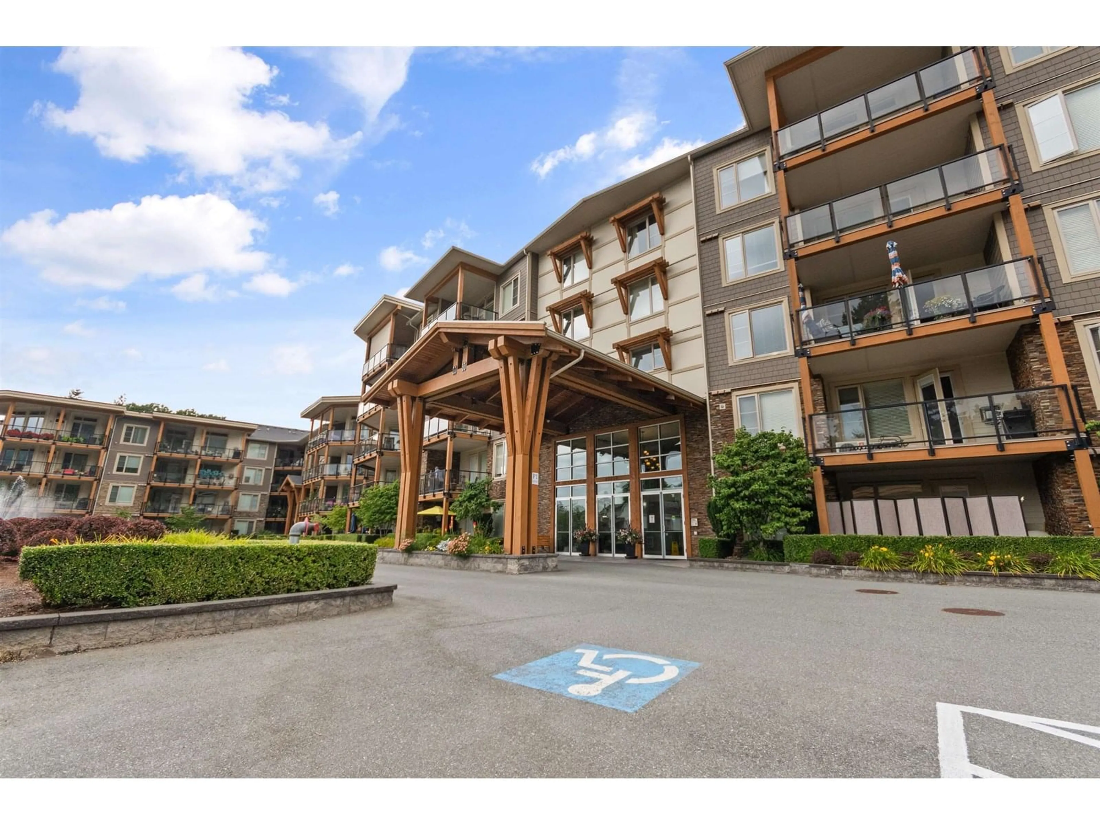 Unknown for 102 - 45750 KEITH WILSON ROAD, Chilliwack British Columbia V2R0X3