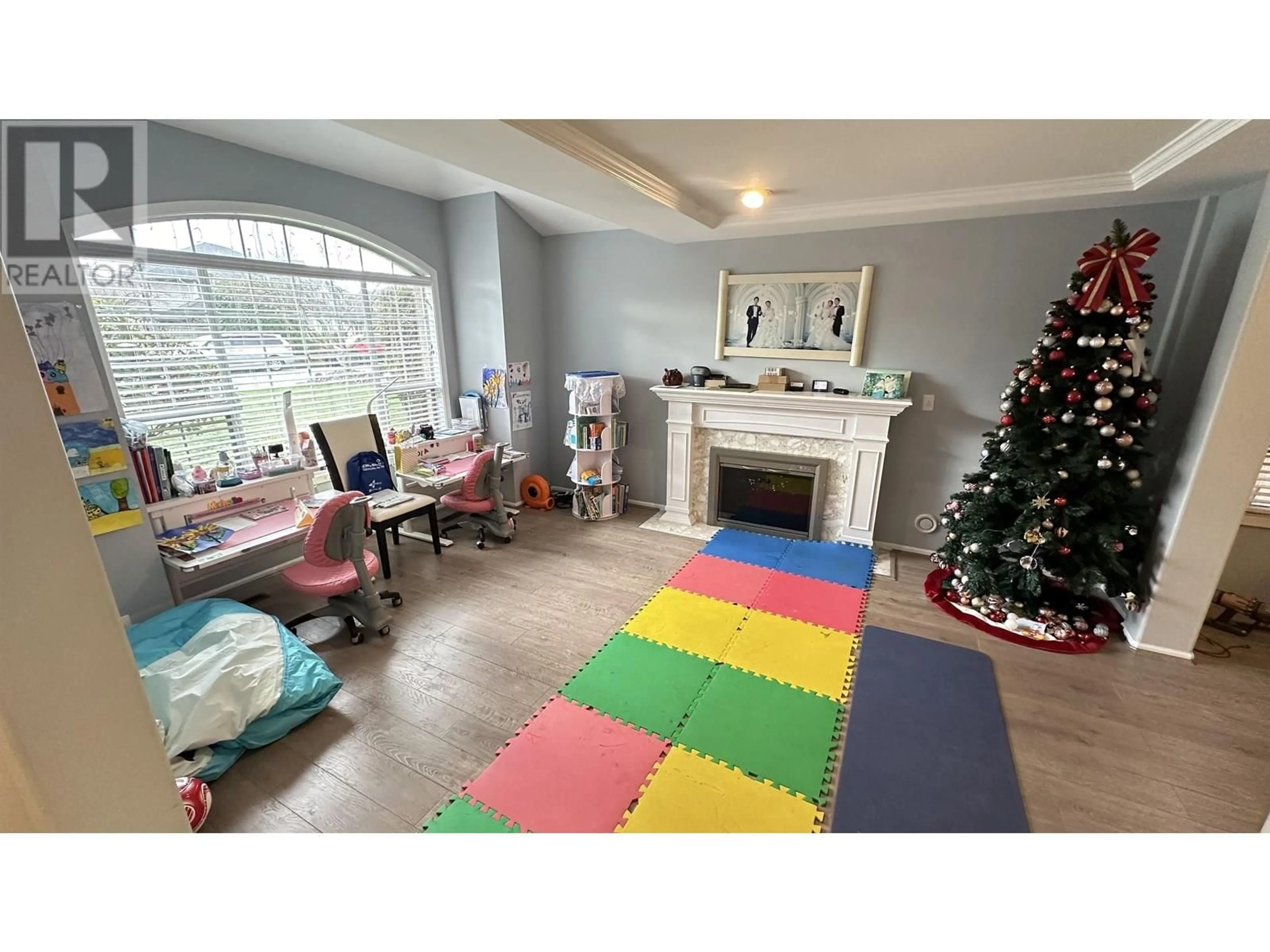 A pic of a room for 3638 KILBY COURT, Richmond British Columbia V6X3M9