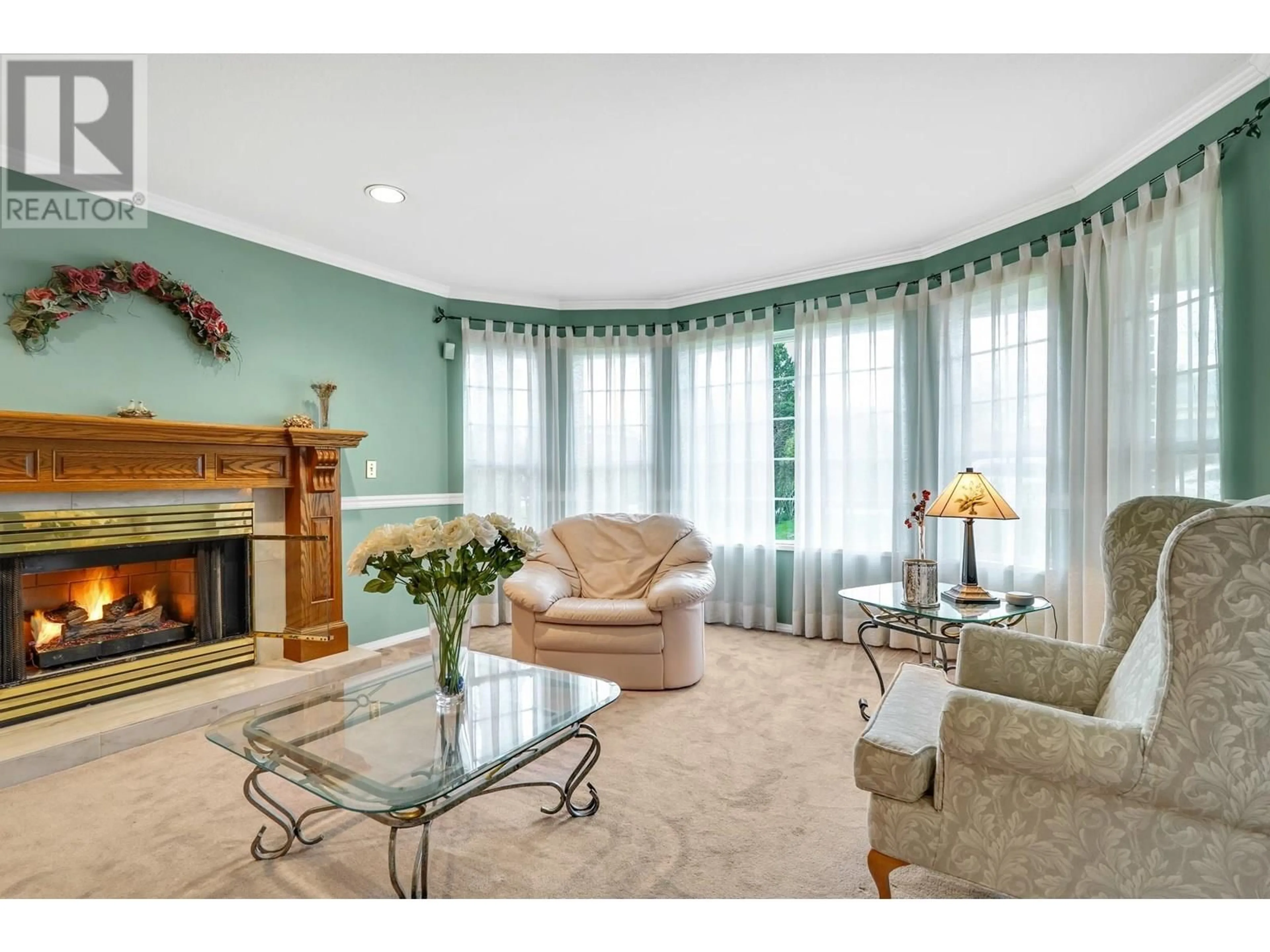 Living room with furniture, unknown for 9738 BAKERVIEW DRIVE, Richmond British Columbia V7A2A1
