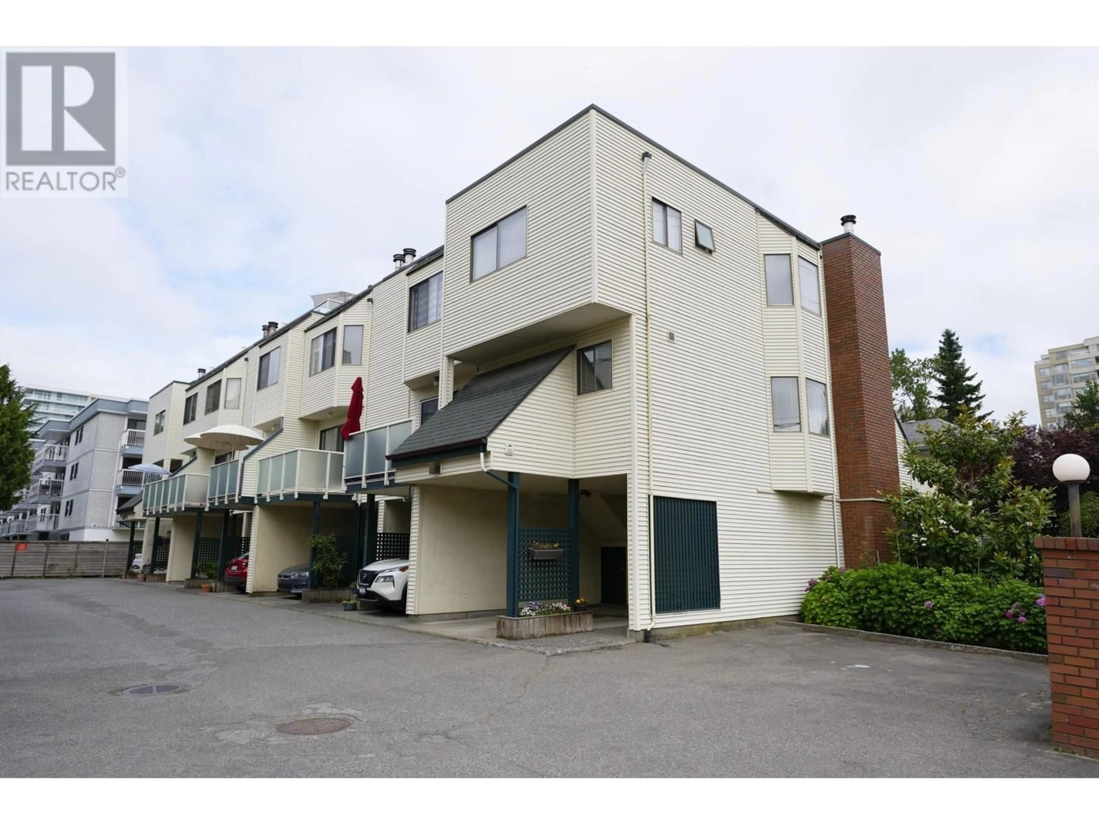 Unknown for 1 - 6431 COONEY ROAD, Richmond British Columbia V6Y2J5