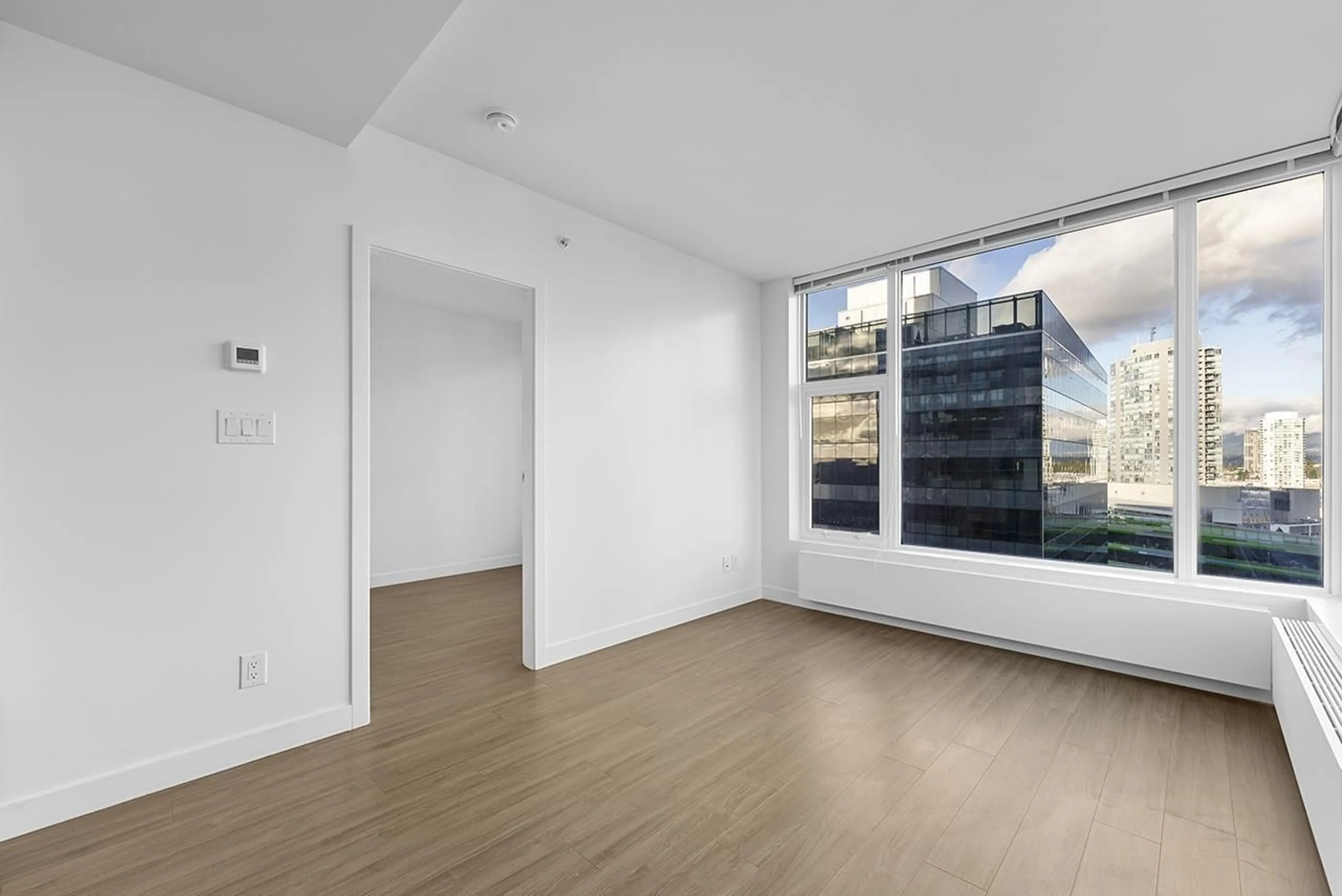 A pic of a room for 1809 - 13615 FRASER, Surrey British Columbia V3T0P7