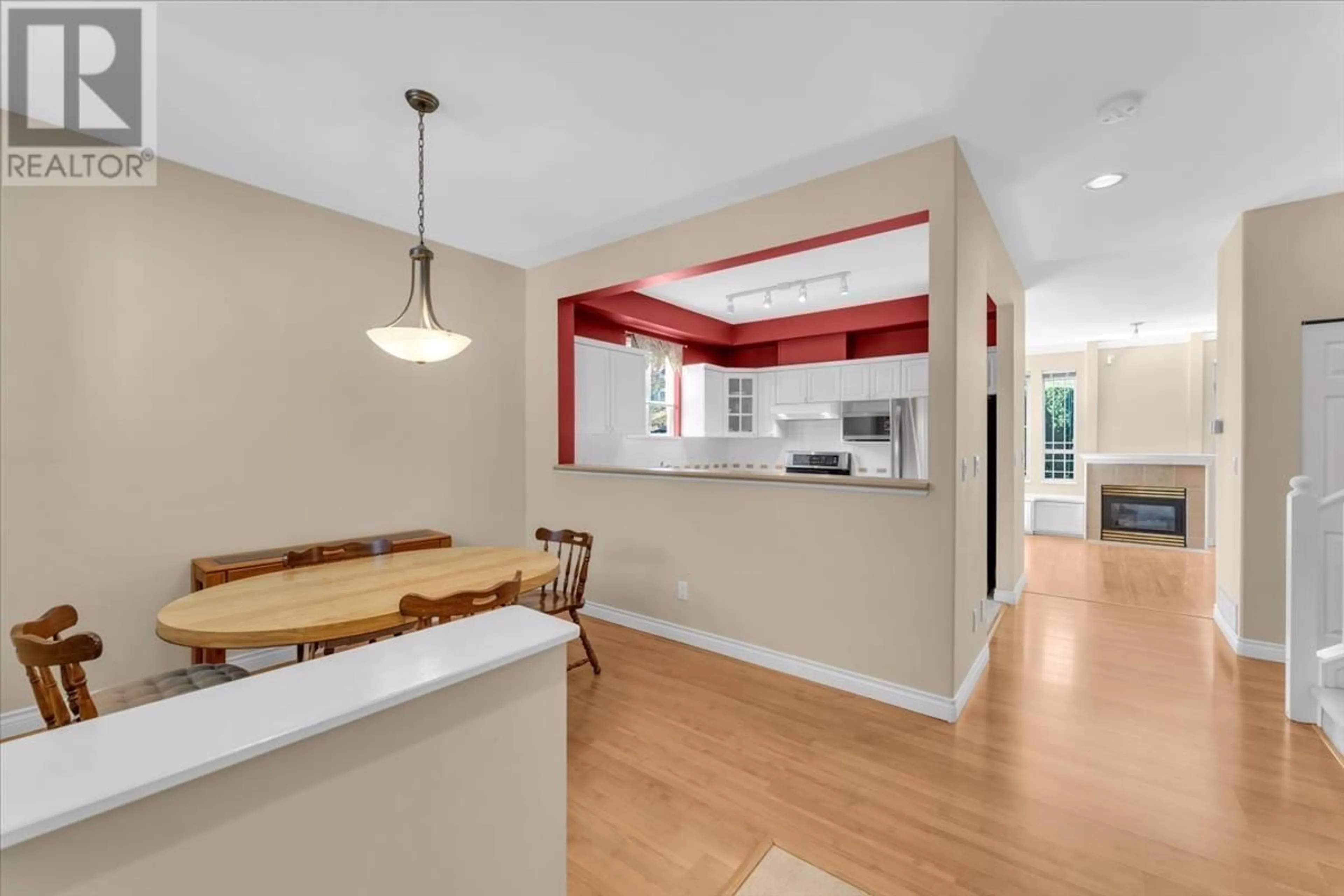 Open concept kitchen, unknown for 27 - 1506 EAGLE MOUNTAIN DRIVE, Coquitlam British Columbia V3E3J4