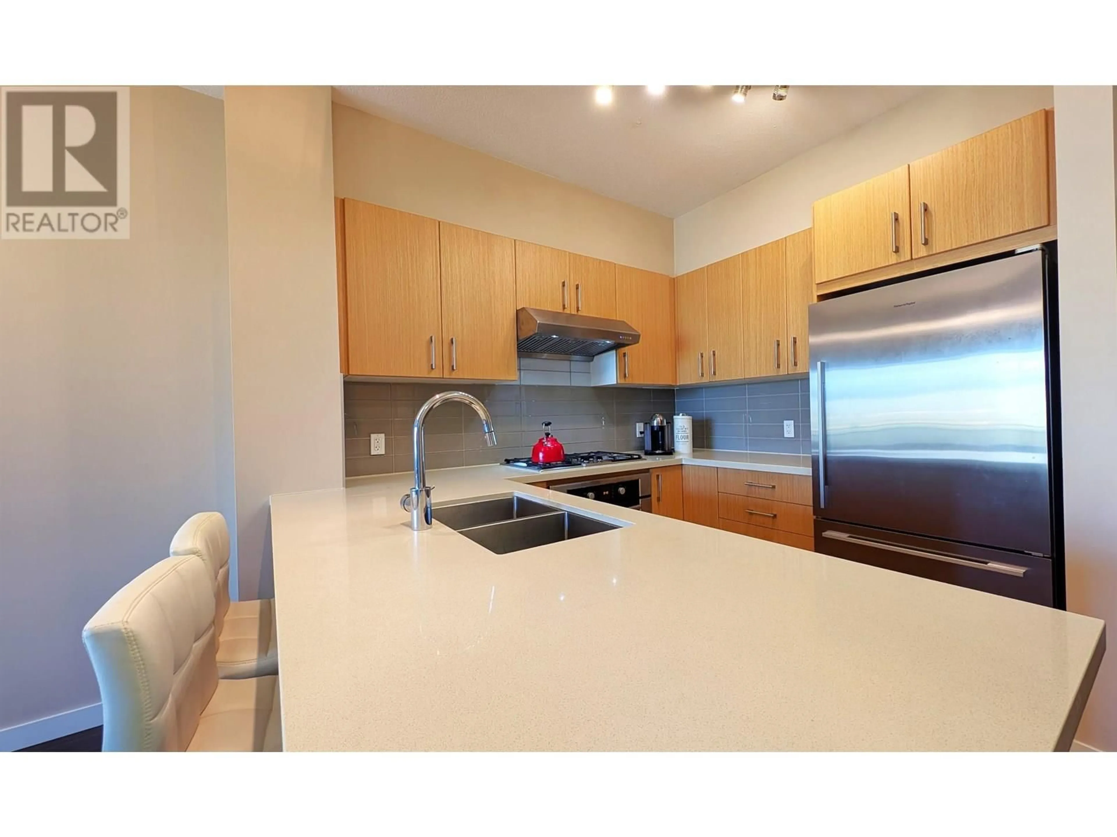 Standard kitchen, unknown for 418 - 3133 RIVERWALK AVENUE, Vancouver British Columbia V5S0A7