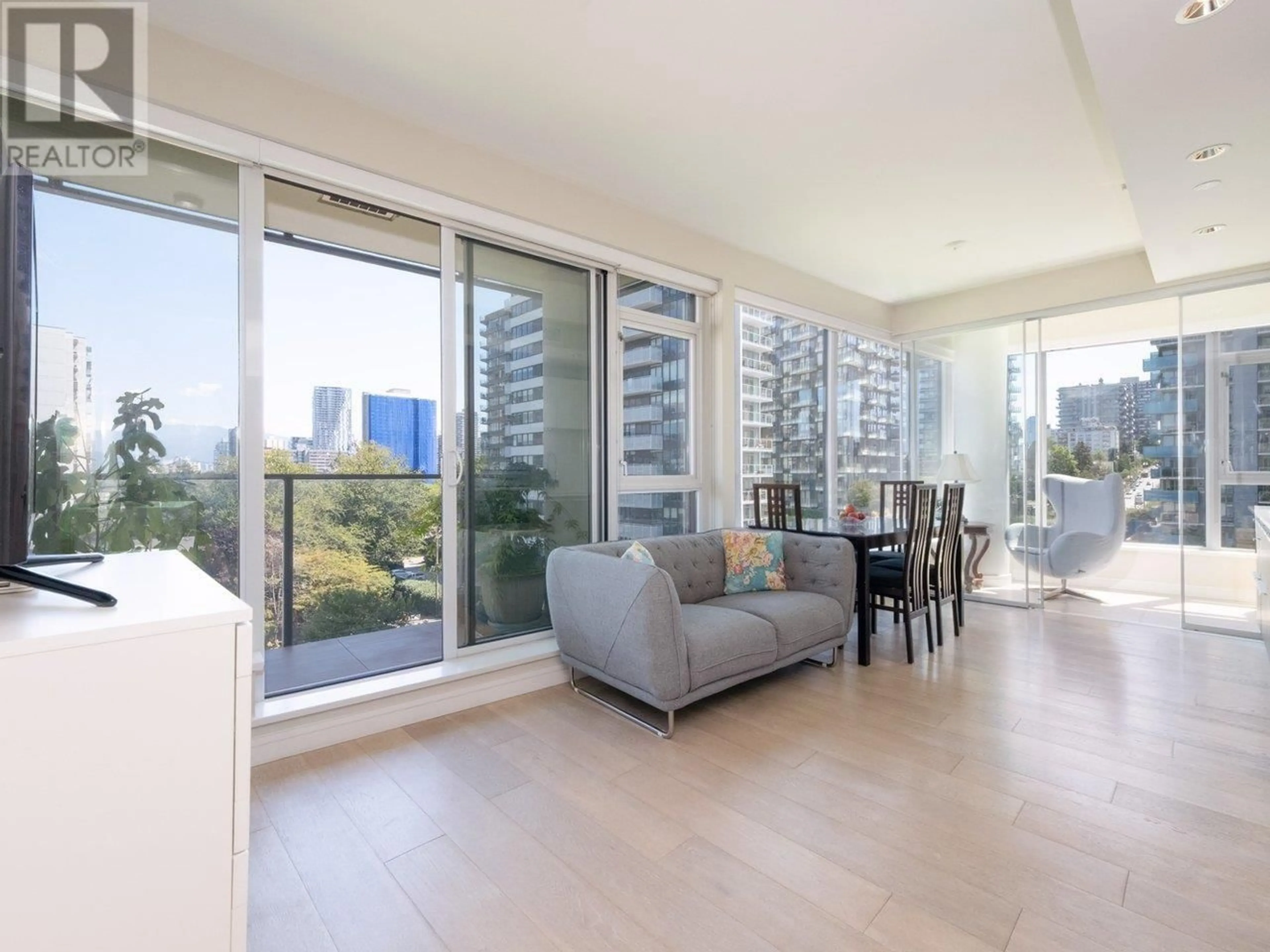 Living room with furniture, unknown for 802 - 1221 BIDWELL STREET, Vancouver British Columbia V6G0B1