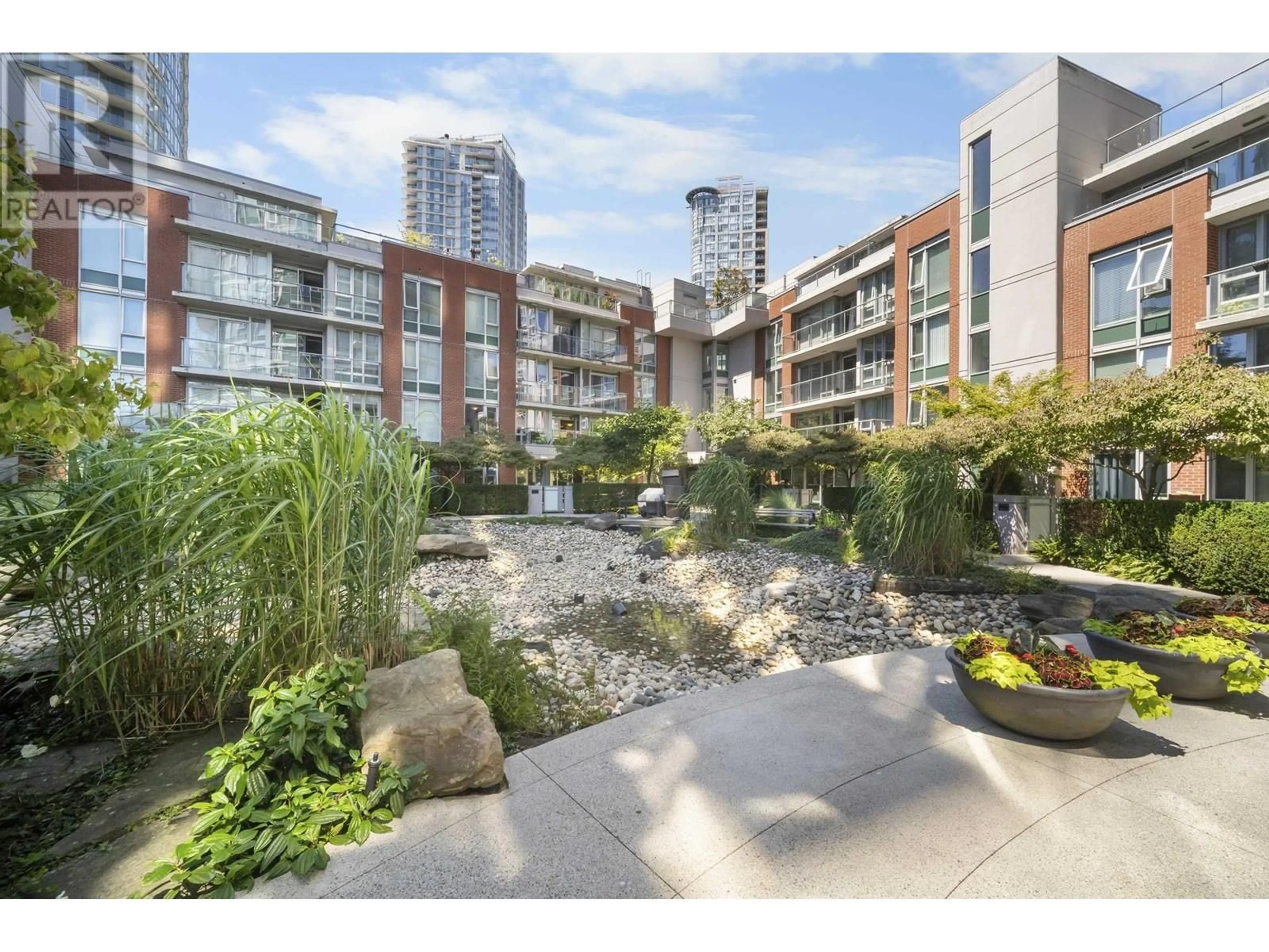 Patio, unknown for 501 - 618 ABBOTT STREET, Vancouver British Columbia V6B0C1