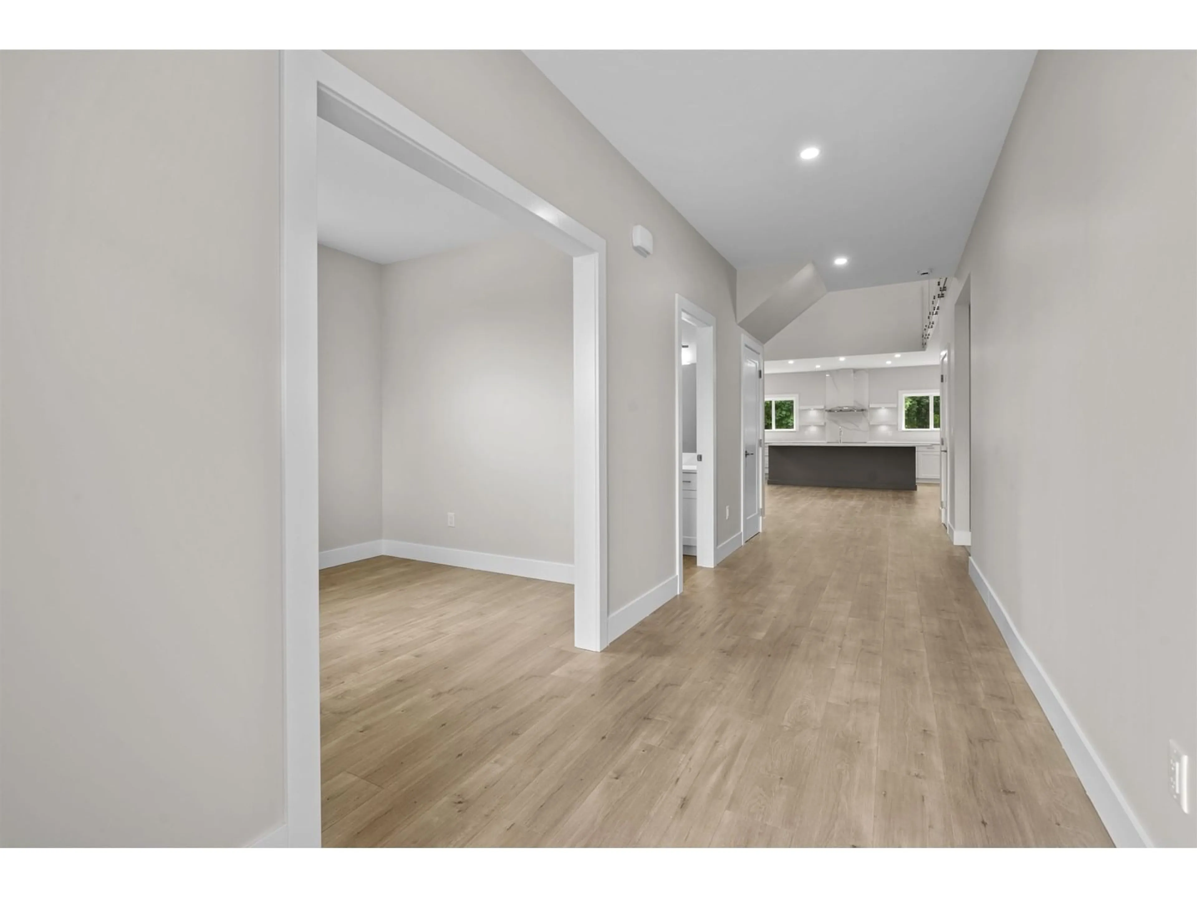 Indoor foyer for 66 - 14500 MORRIS VALLEY, Mission British Columbia V0M1A1