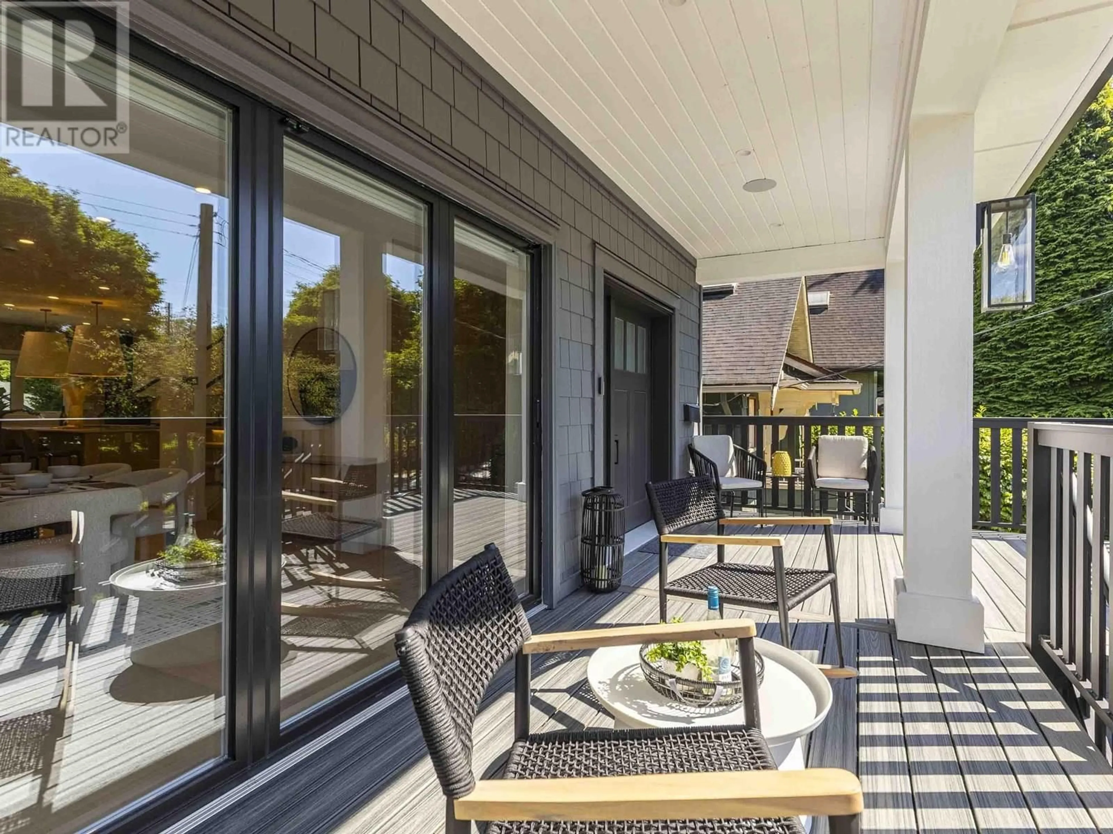 Patio, unknown for 1 - 3732 ONTARIO STREET, Vancouver British Columbia V5V3G2