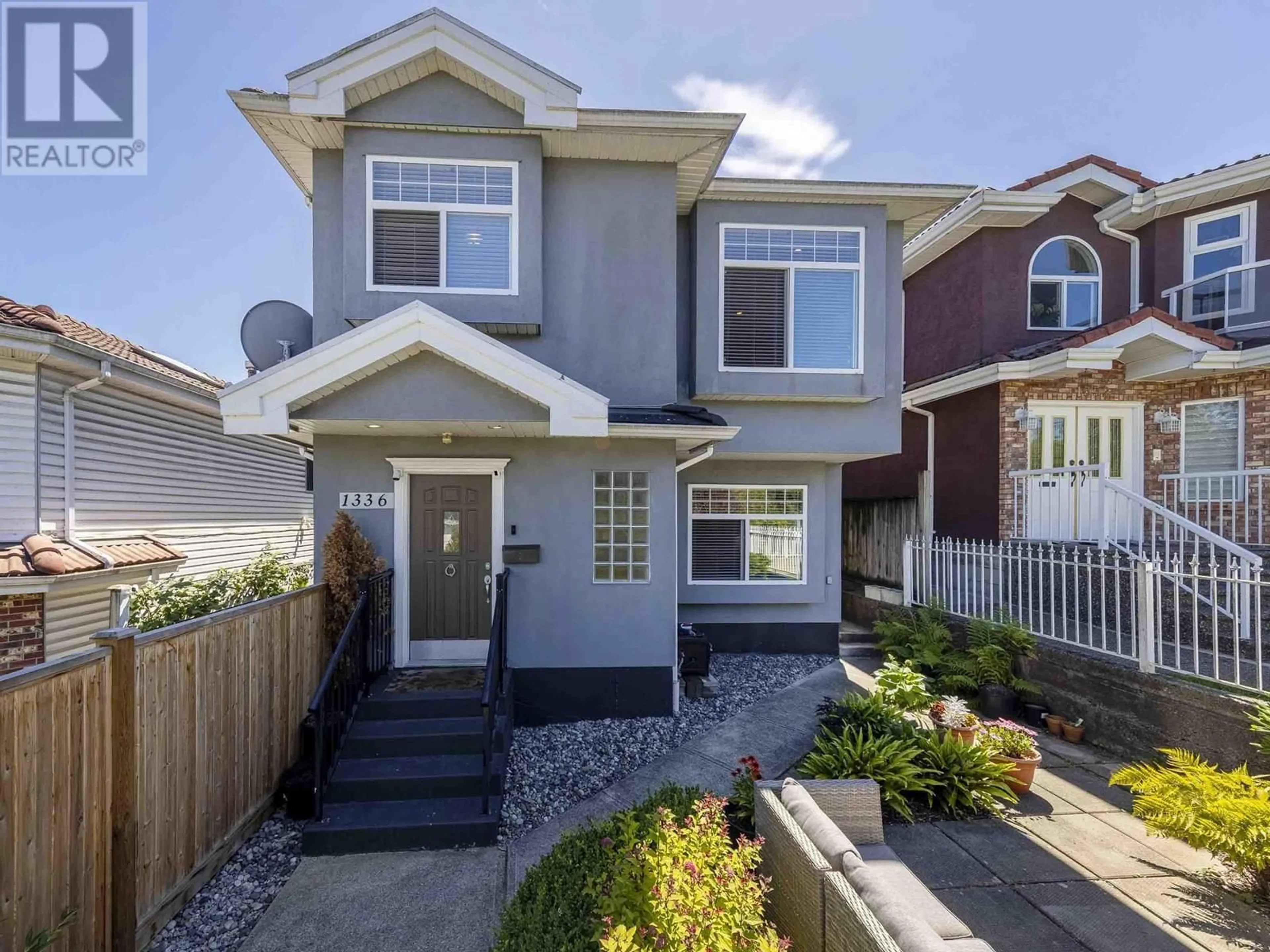 Home with vinyl exterior material, street for 1336 16TH AVENUE, Vancouver British Columbia V5T4G8