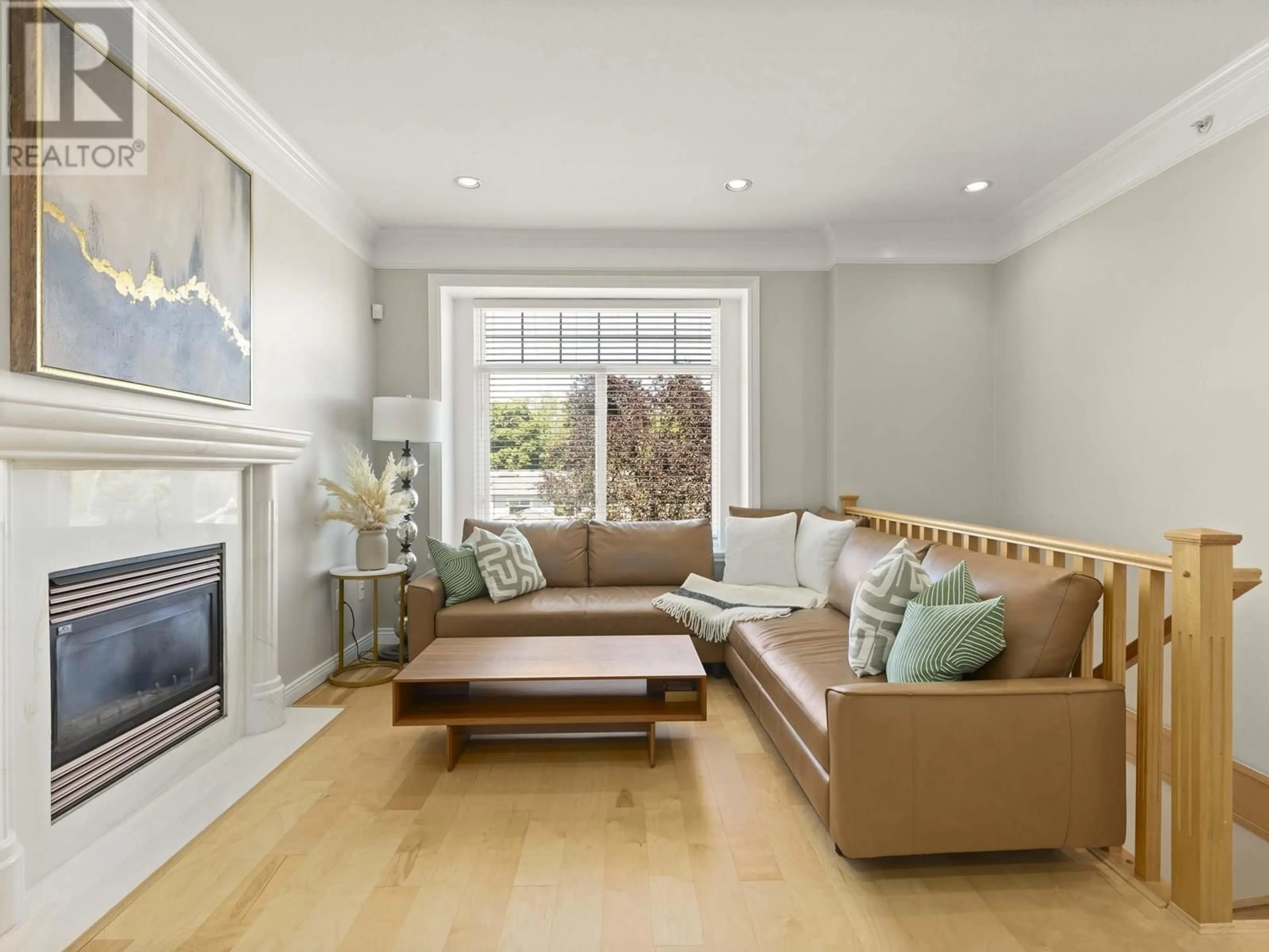 Living room with furniture, unknown for 1336 16TH AVENUE, Vancouver British Columbia V5T4G8