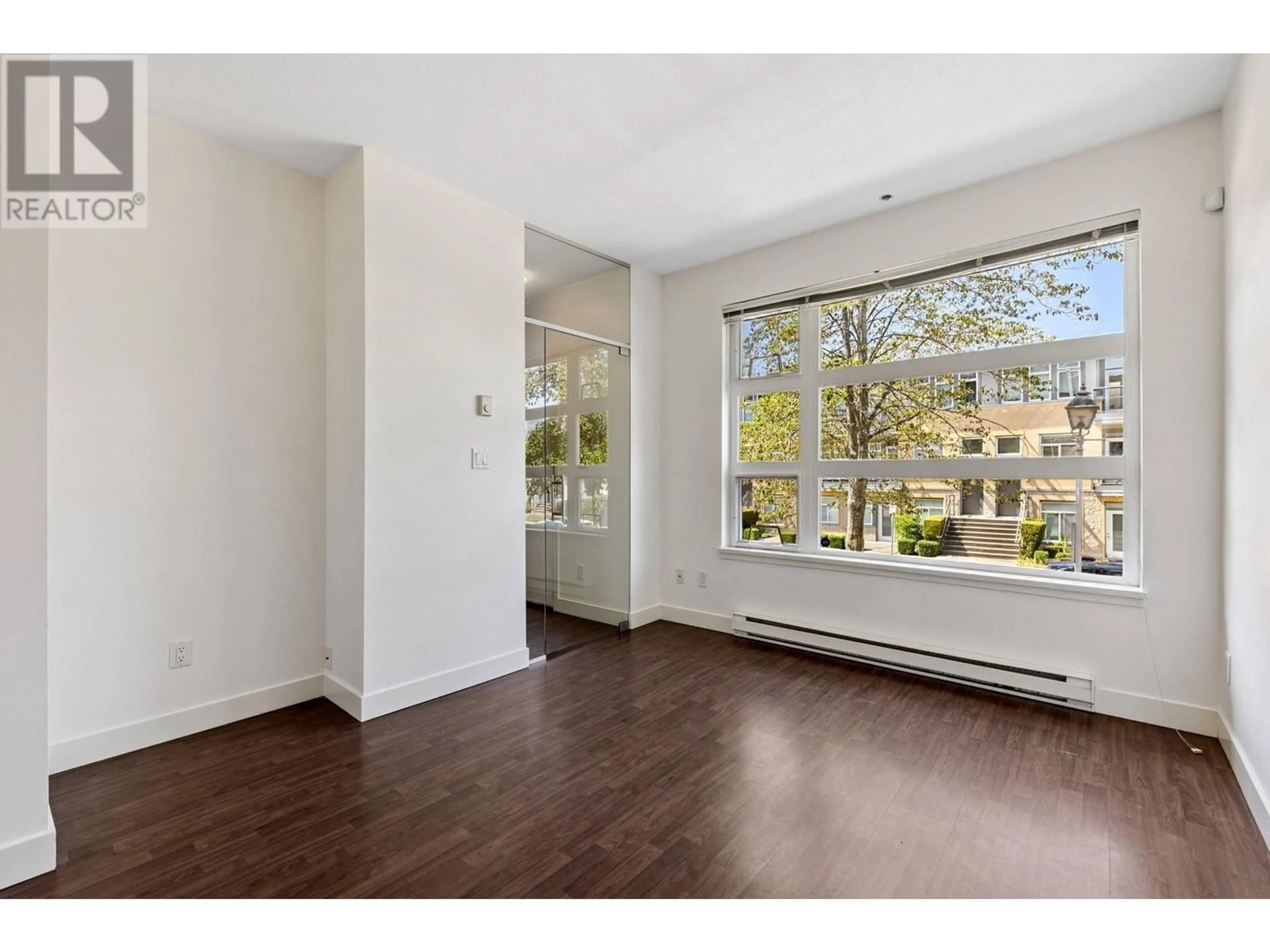 A pic of a room for 204 - 5632 KINGS ROAD, Vancouver British Columbia V6T1K8