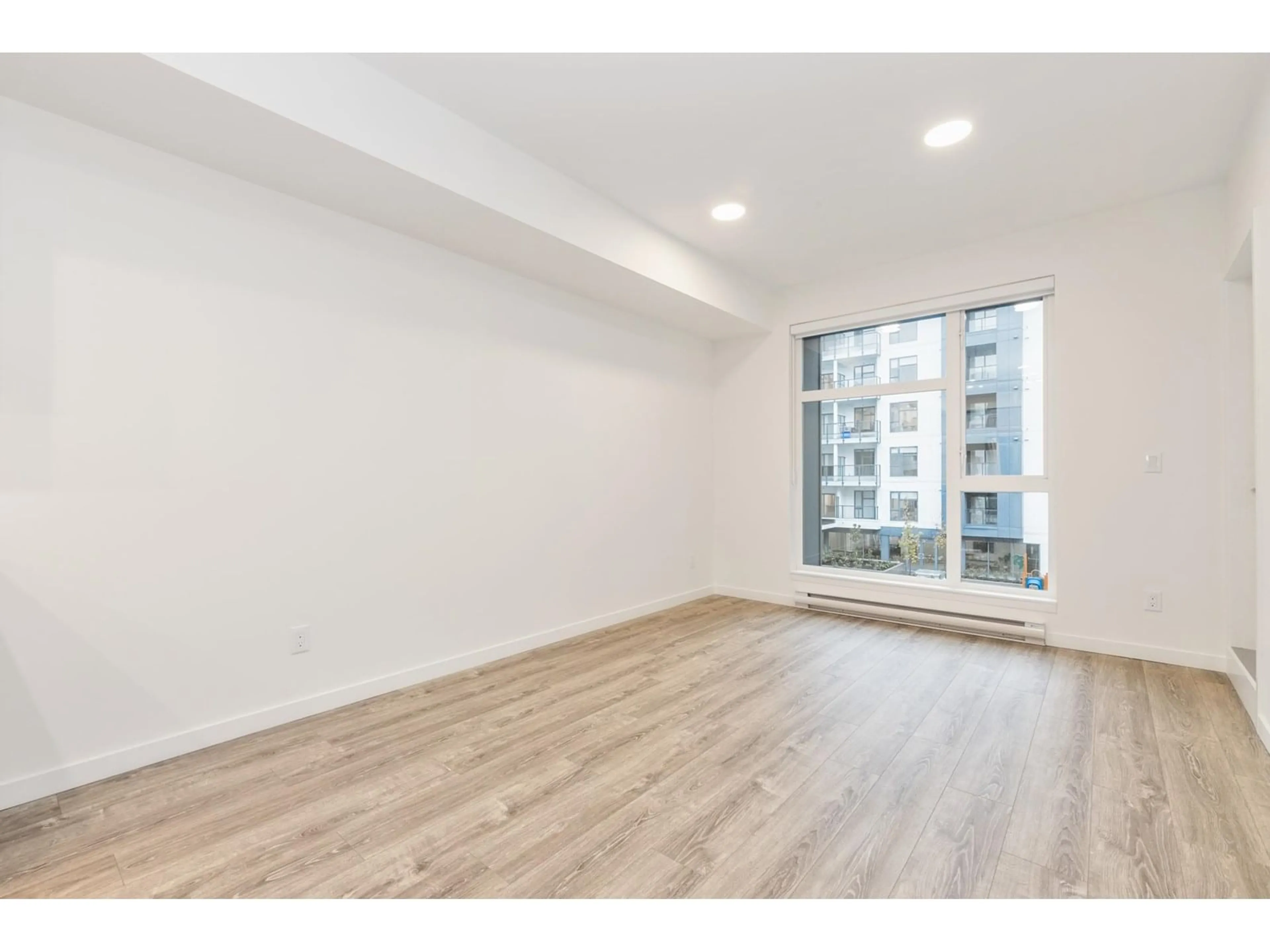A pic of a room for E322 - 10829 140, Surrey British Columbia V2R0H3